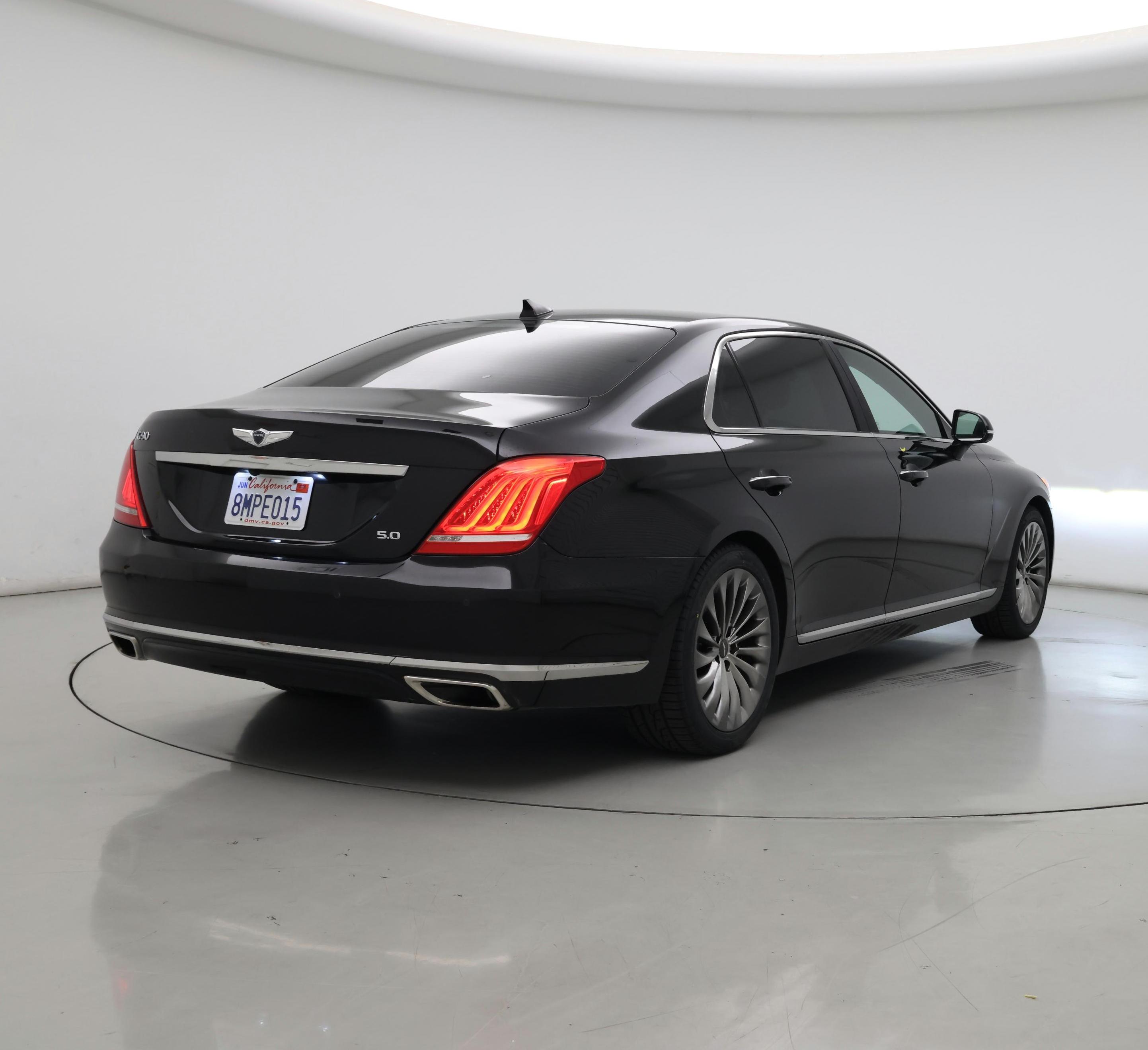 Thumbnail: 2019 Genesis G90 - 8