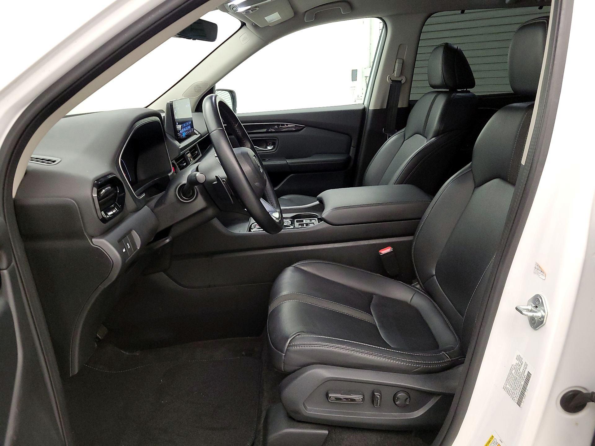 Thumbnail: 2023 Honda Pilot - 11