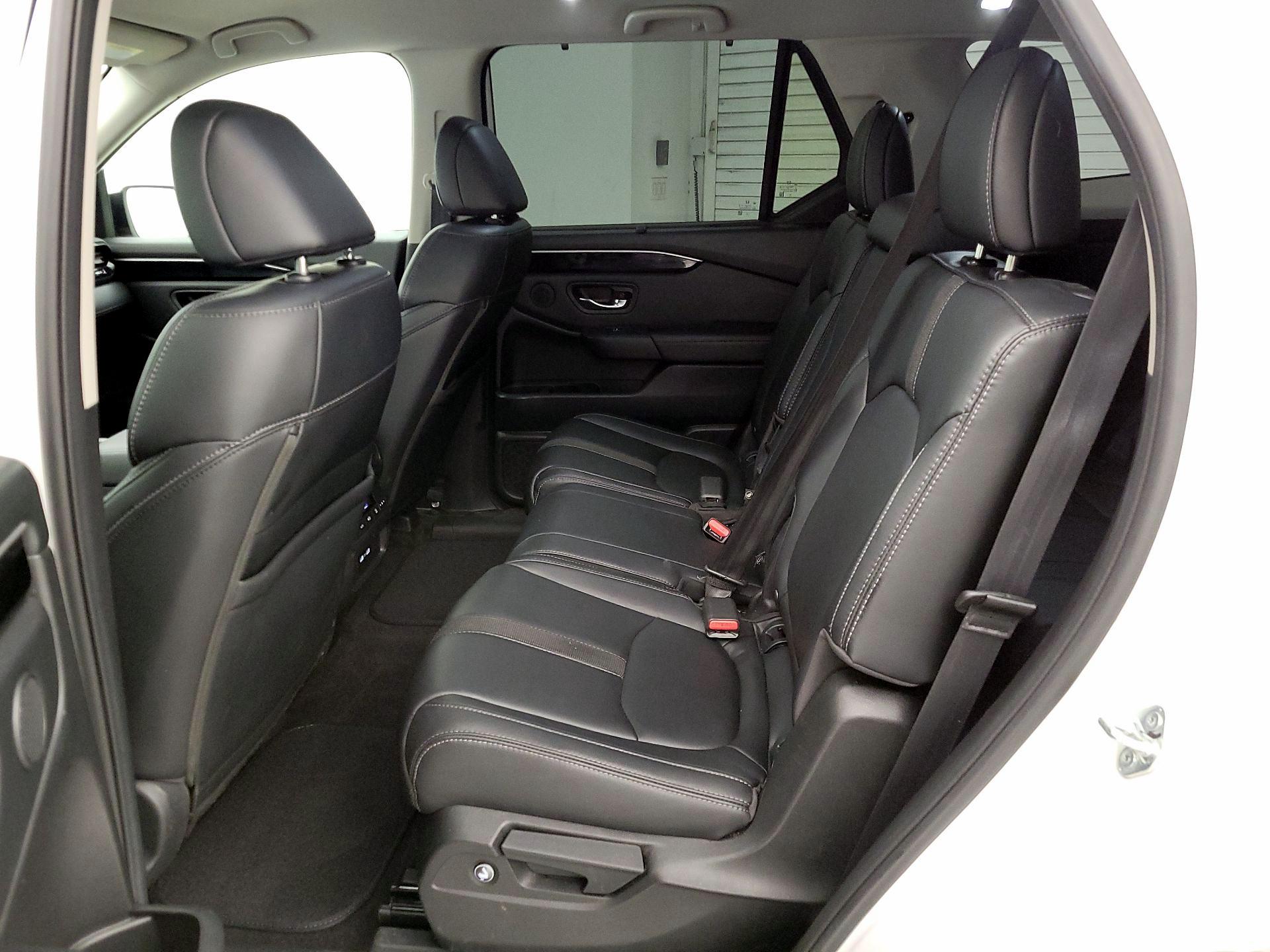 Thumbnail: 2023 Honda Pilot - 19