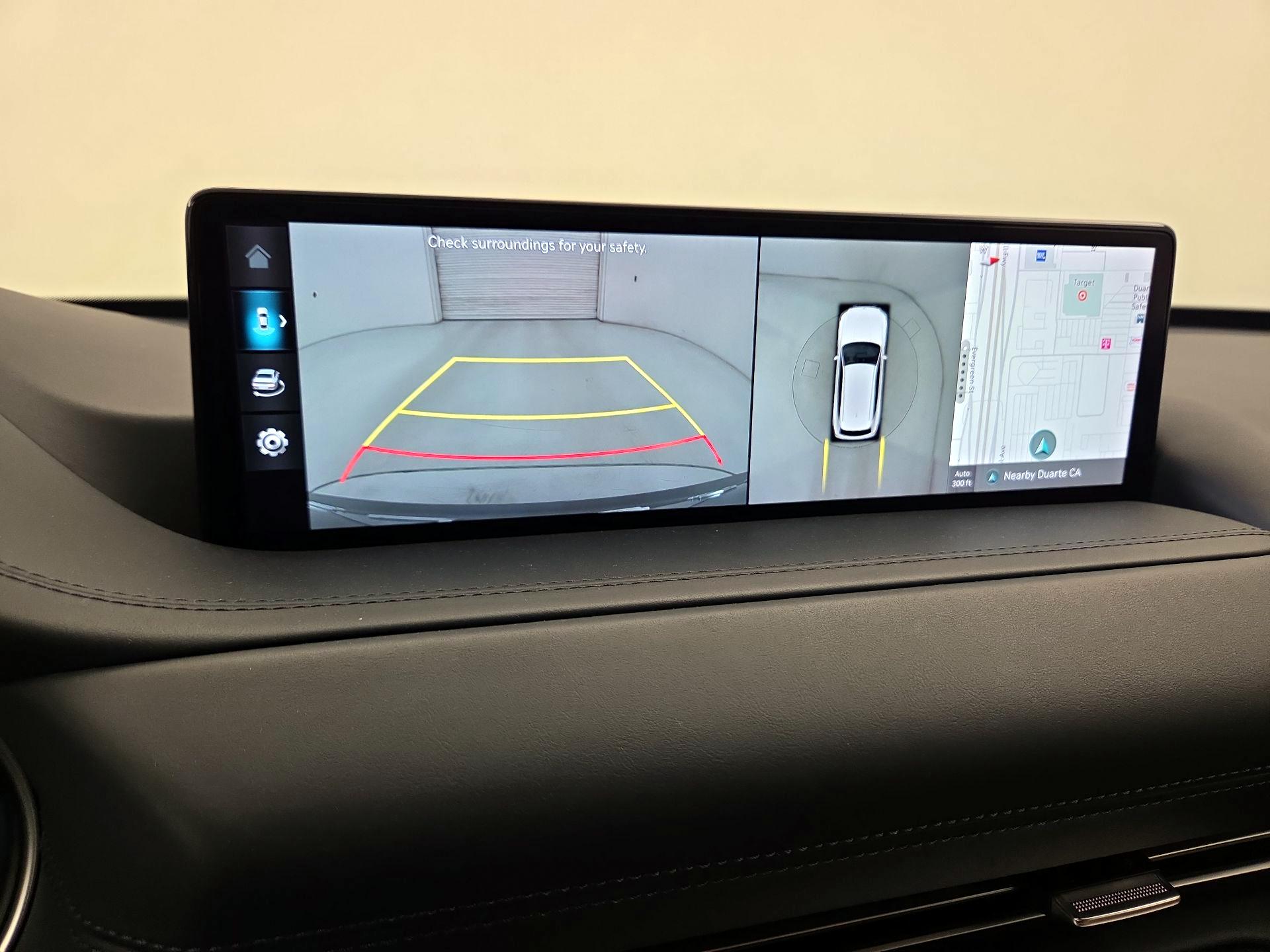 Thumbnail: 2023 Genesis GV80 - 15