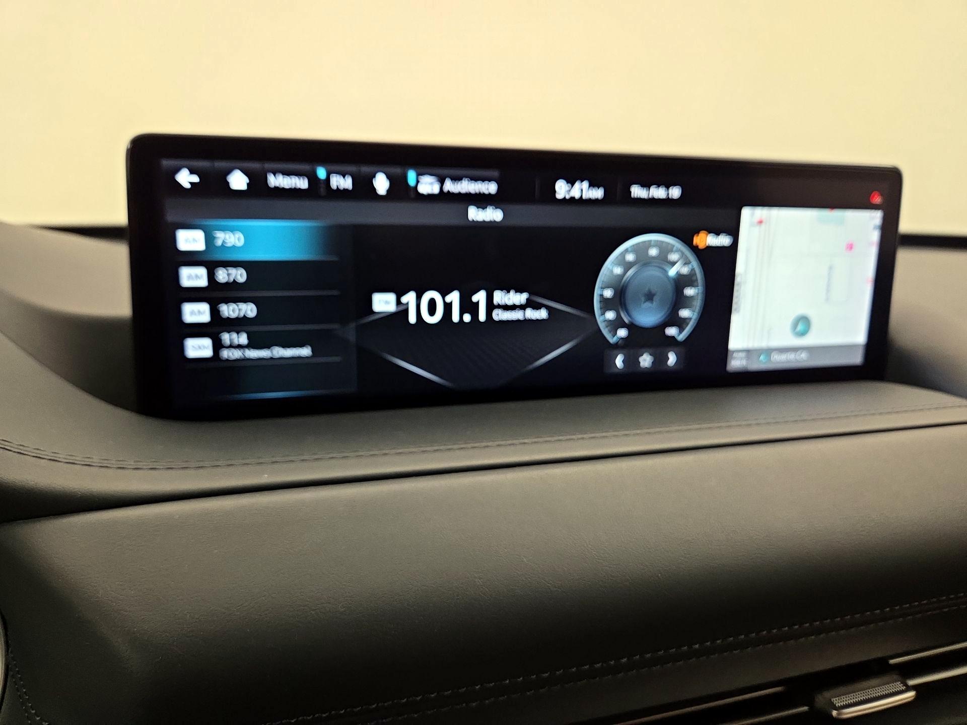 Thumbnail: 2023 Genesis GV80 - 16