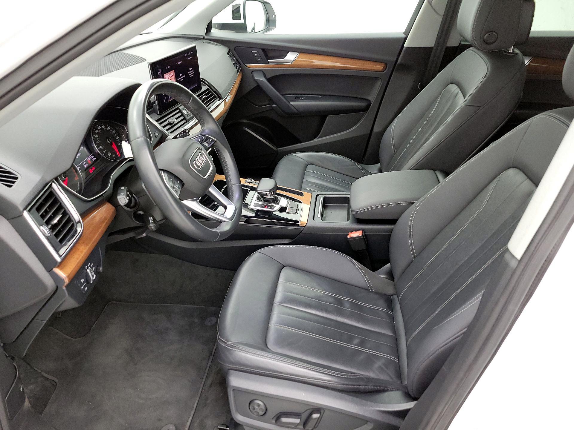 Thumbnail: 2021 Audi Q5 - 11