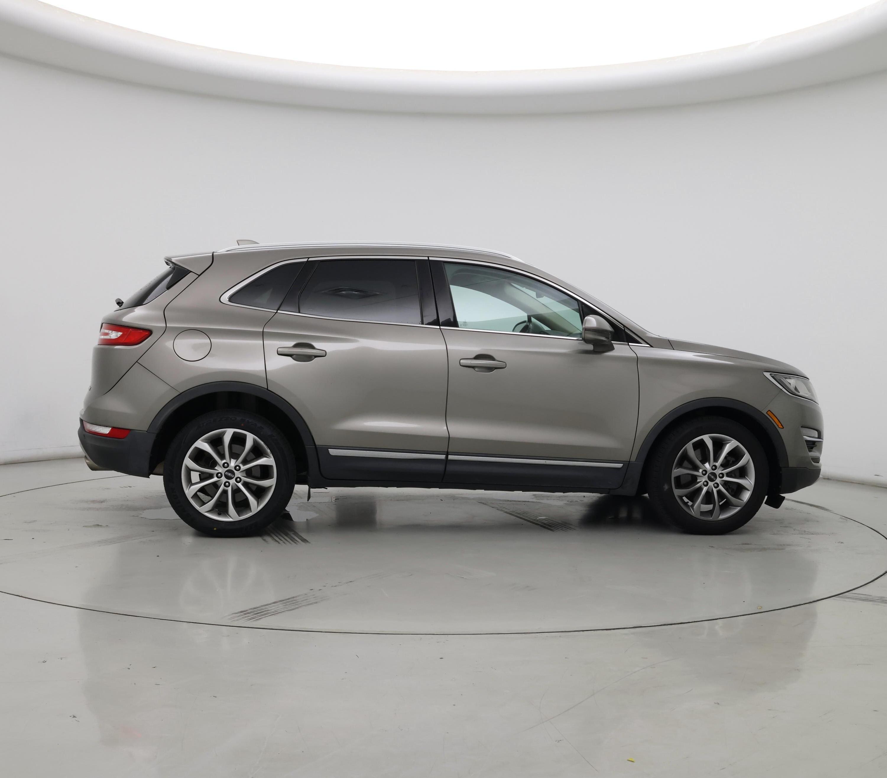 Thumbnail: 2017 Lincoln MKC - 7