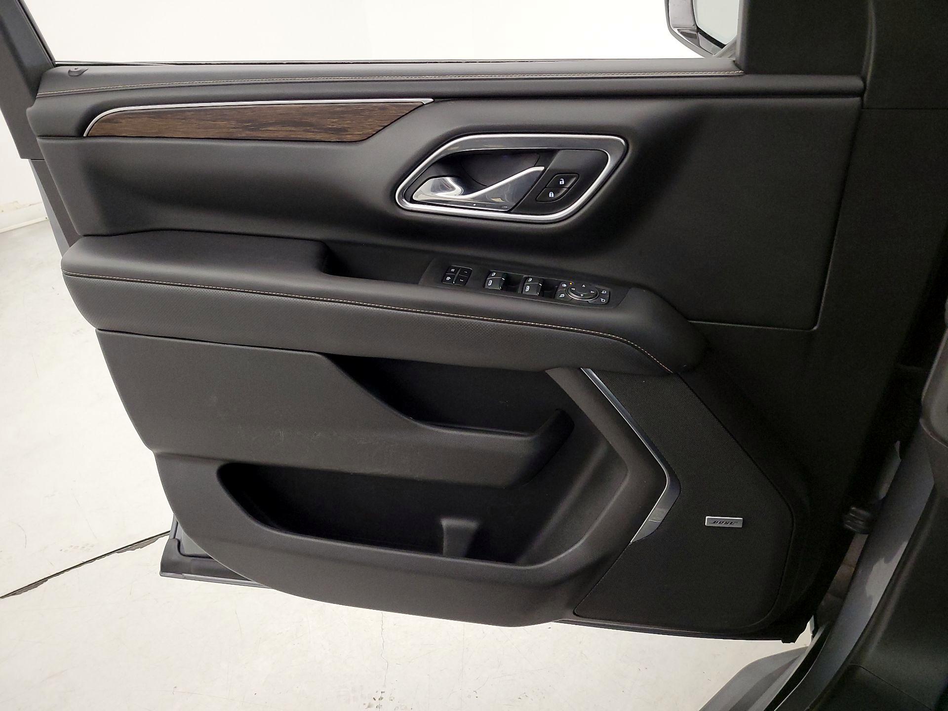 Thumbnail: 2021 Chevrolet Tahoe - 12