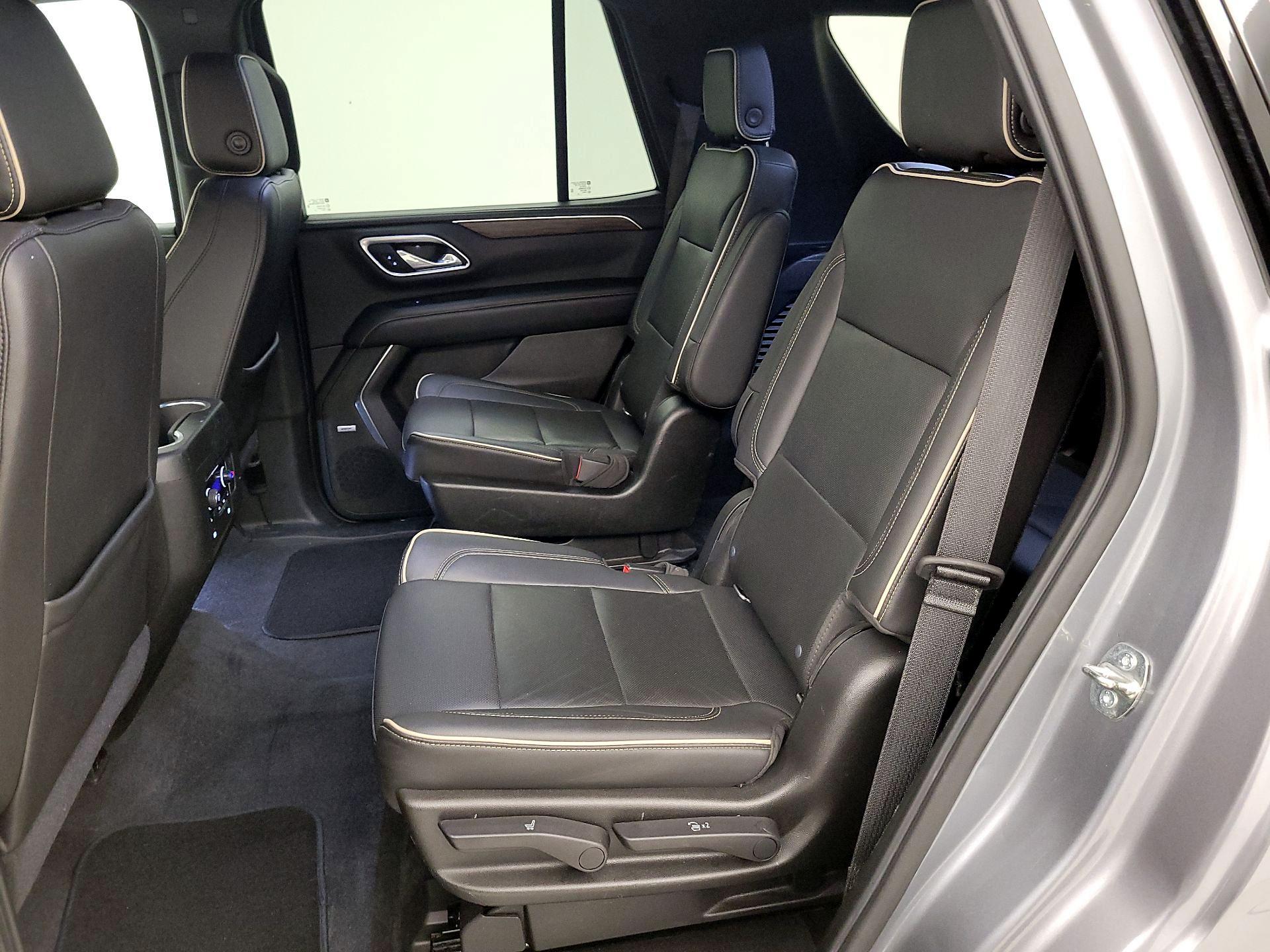 Thumbnail: 2021 Chevrolet Tahoe - 18