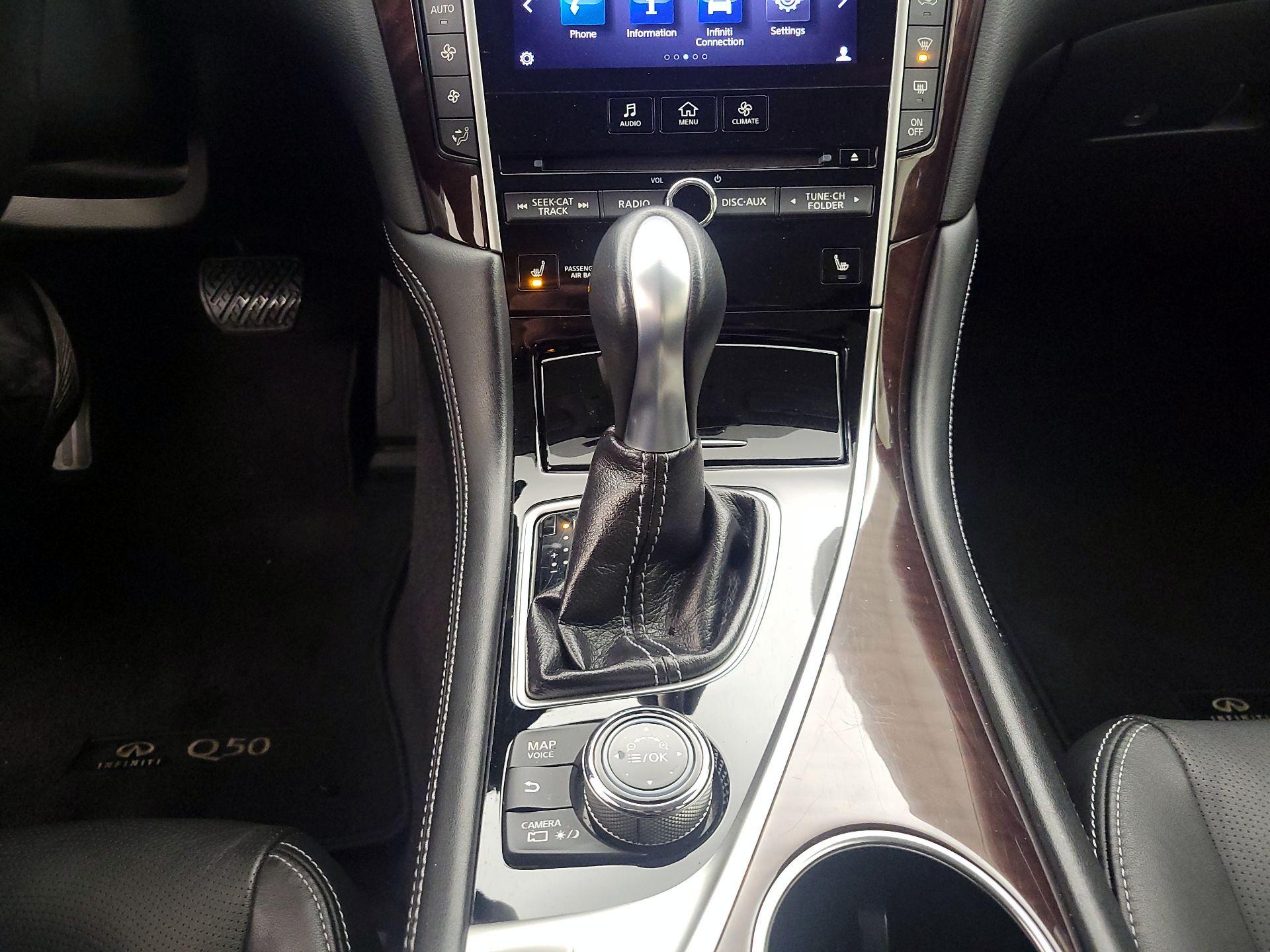 Thumbnail: 2015 INFINITI Q50 - 18