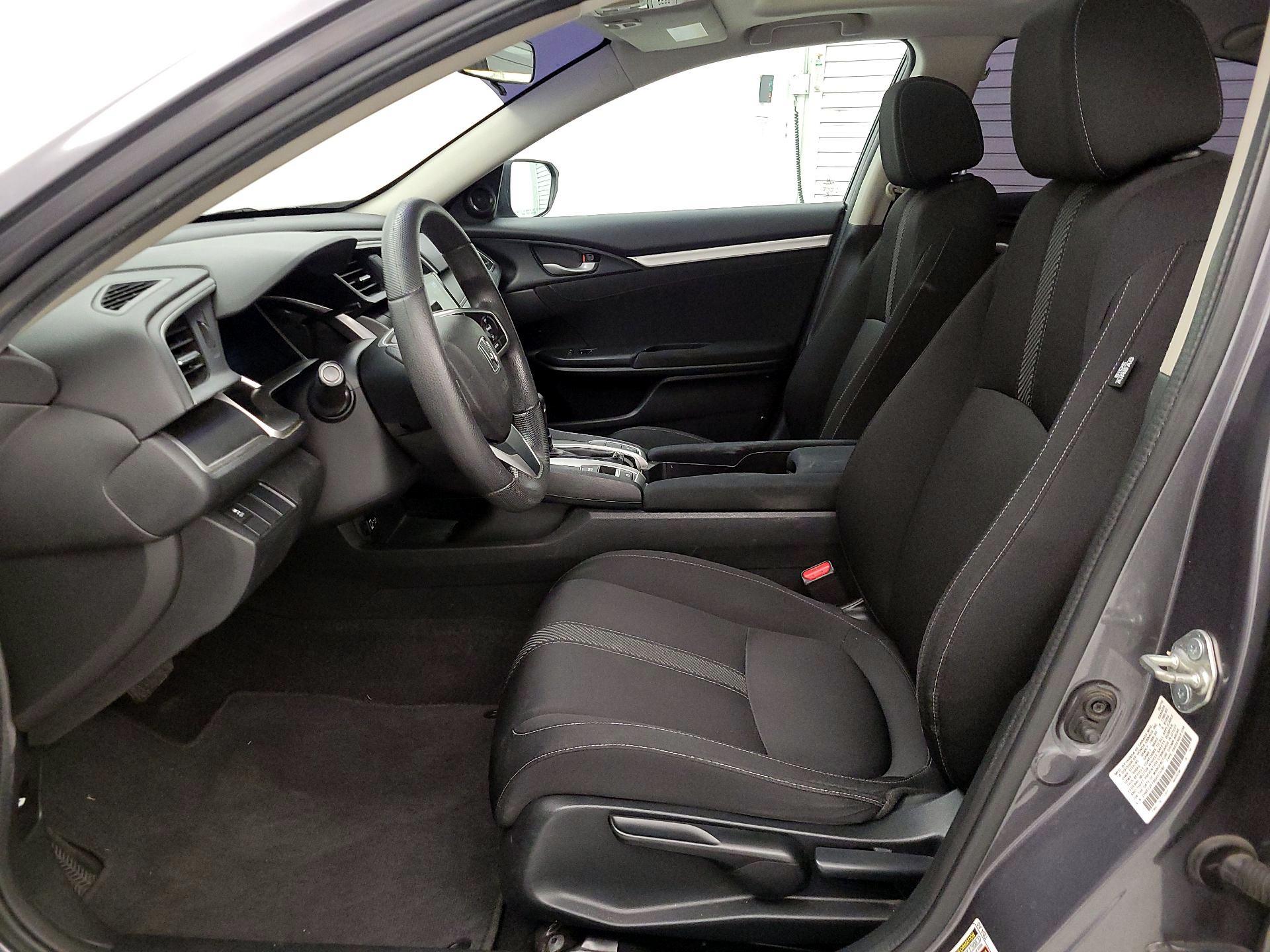 Thumbnail: 2016 Honda Civic - 11