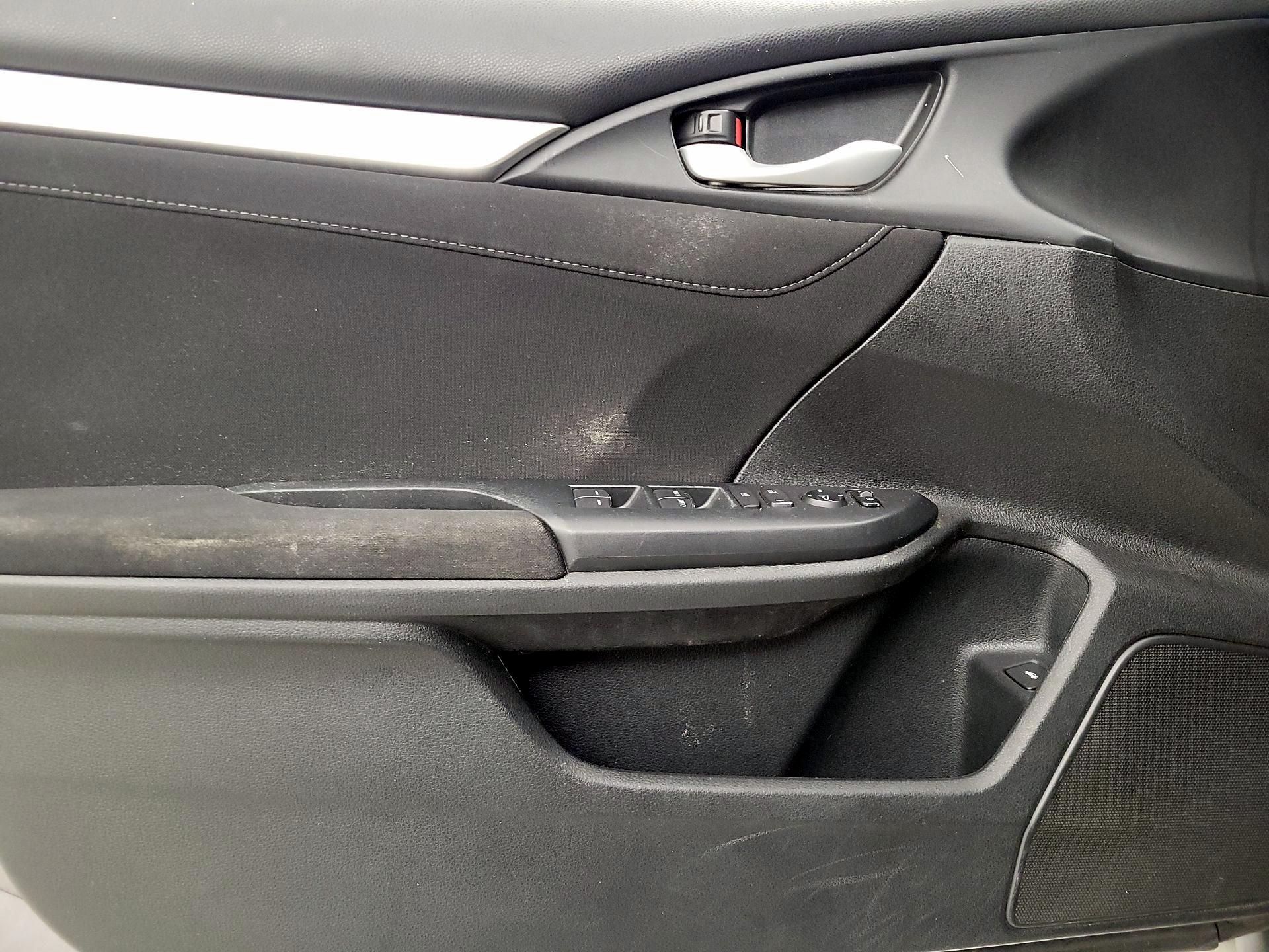 Thumbnail: 2016 Honda Civic - 12