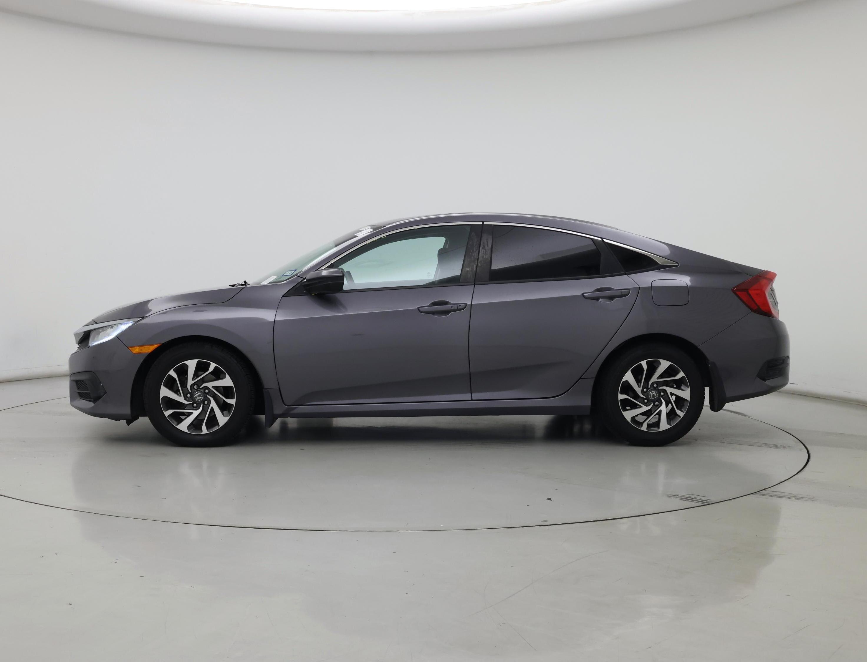 Thumbnail: 2016 Honda Civic - 3
