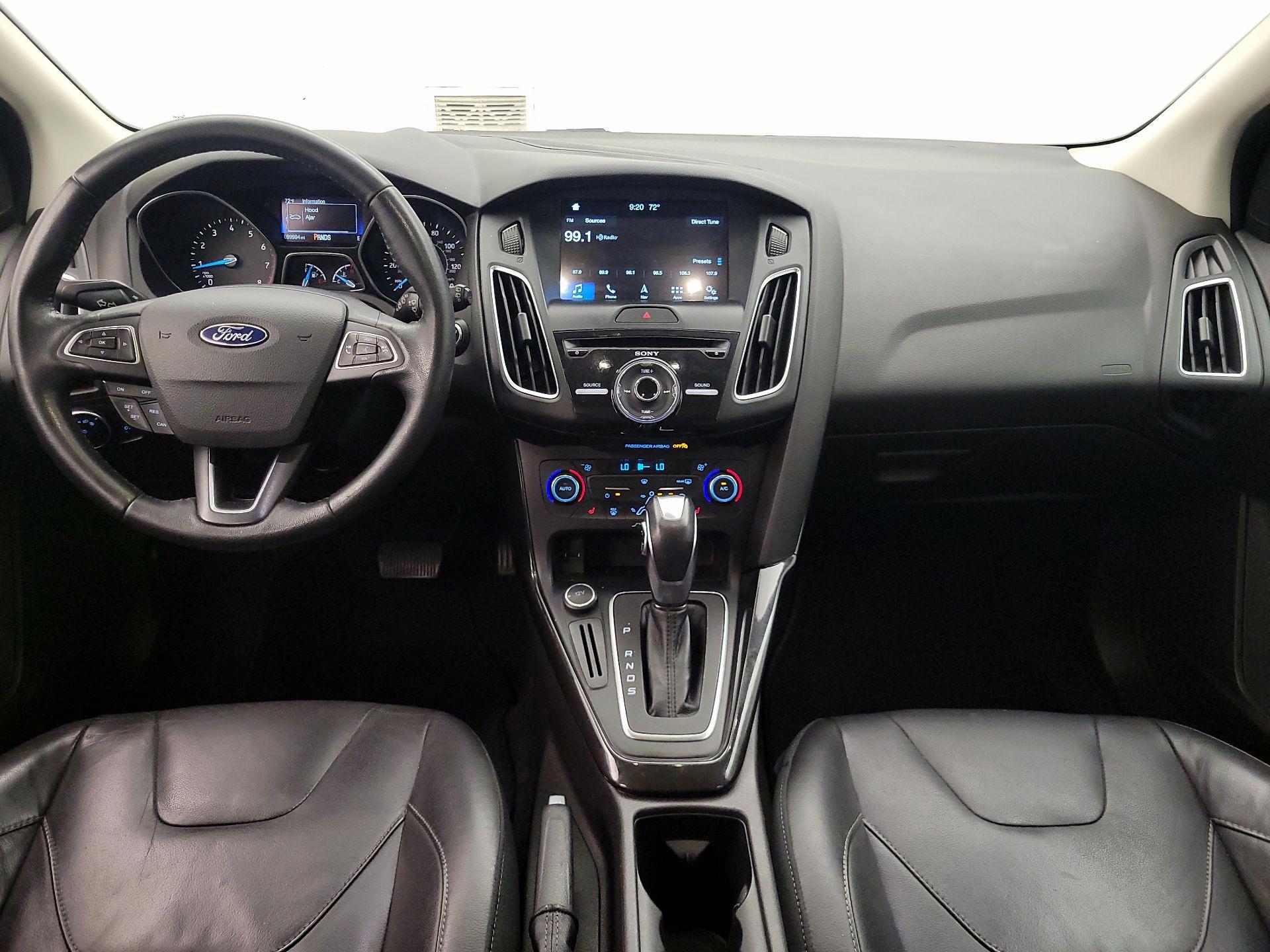 Thumbnail: 2016 Ford Focus - 9