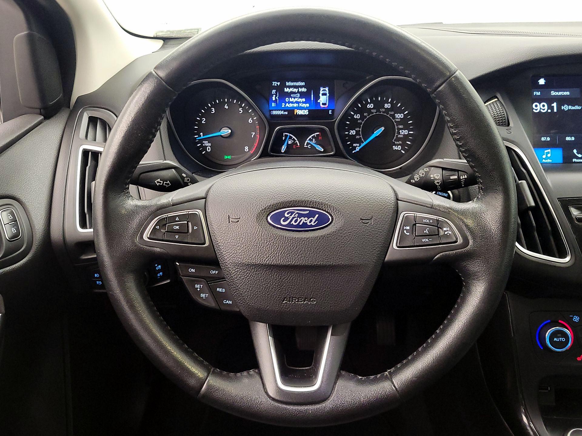 Thumbnail: 2016 Ford Focus - 10