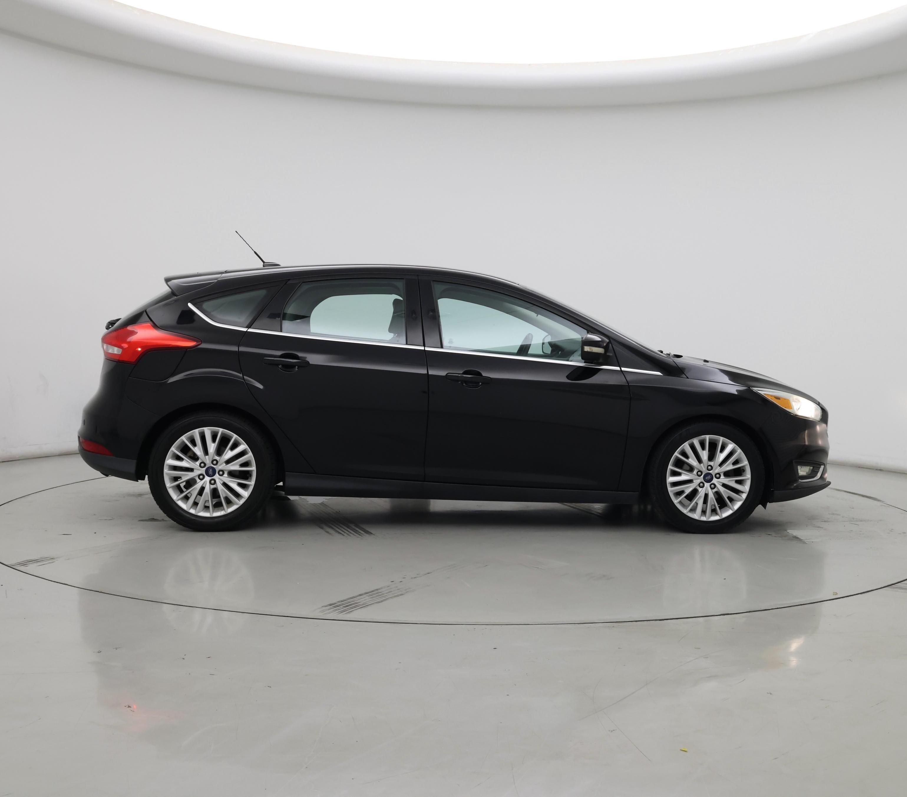 Thumbnail: 2016 Ford Focus - 7