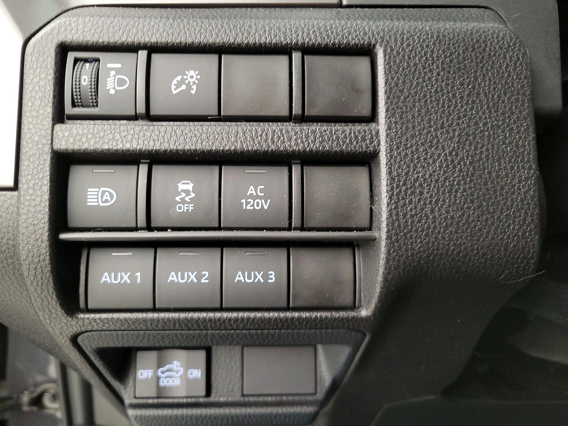 Thumbnail: 2024 Toyota Tacoma - 13