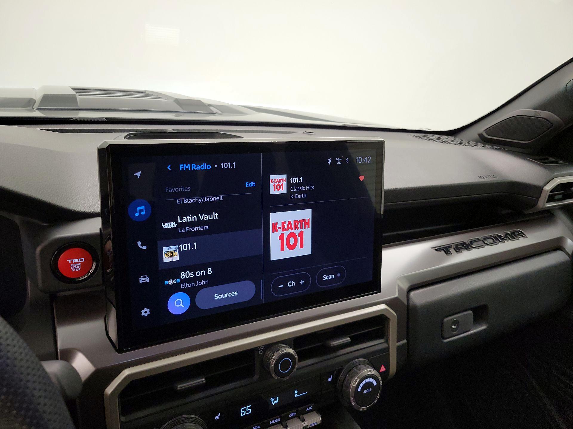 Thumbnail: 2024 Toyota Tacoma - 15