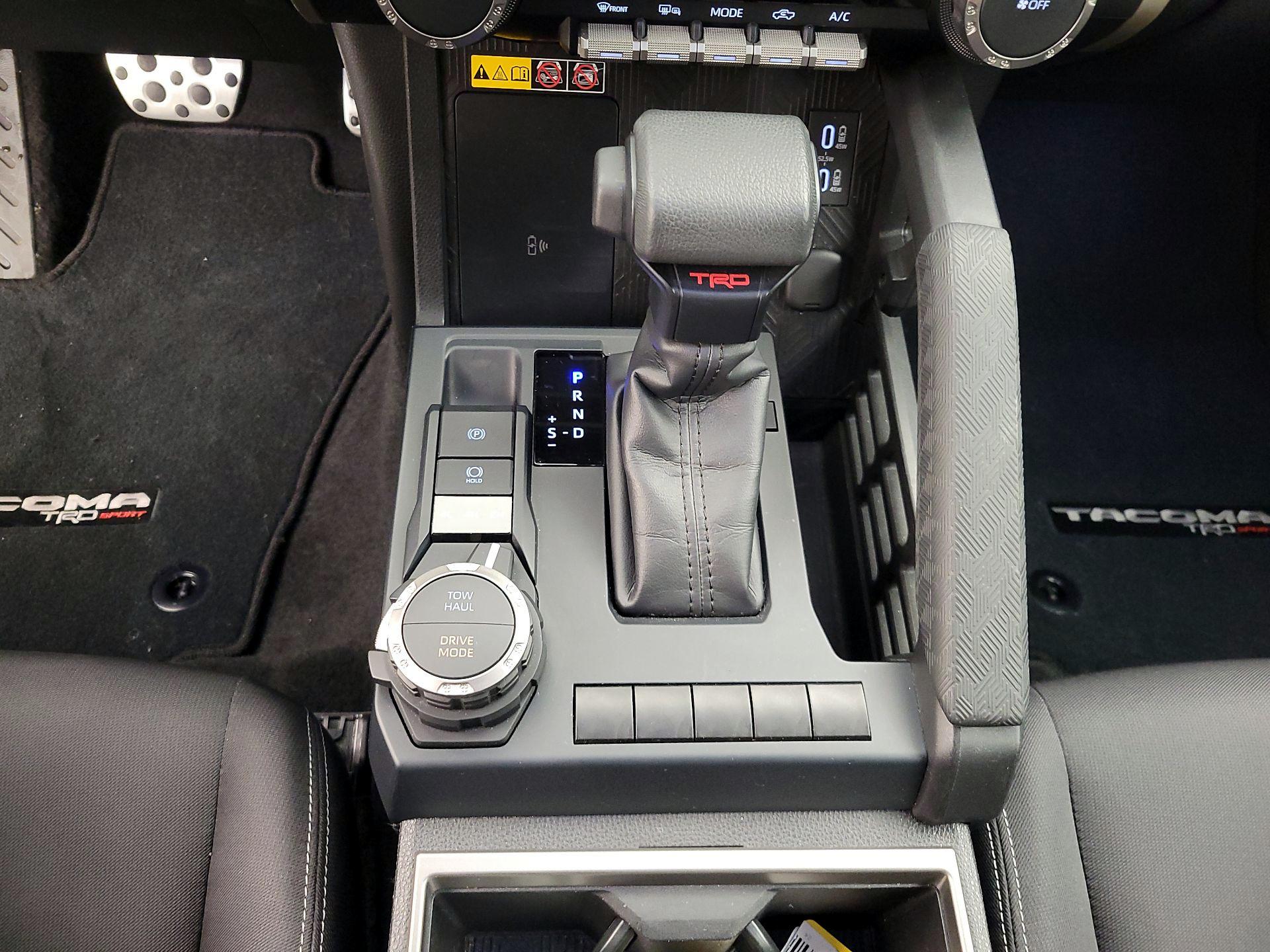 Thumbnail: 2024 Toyota Tacoma - 17