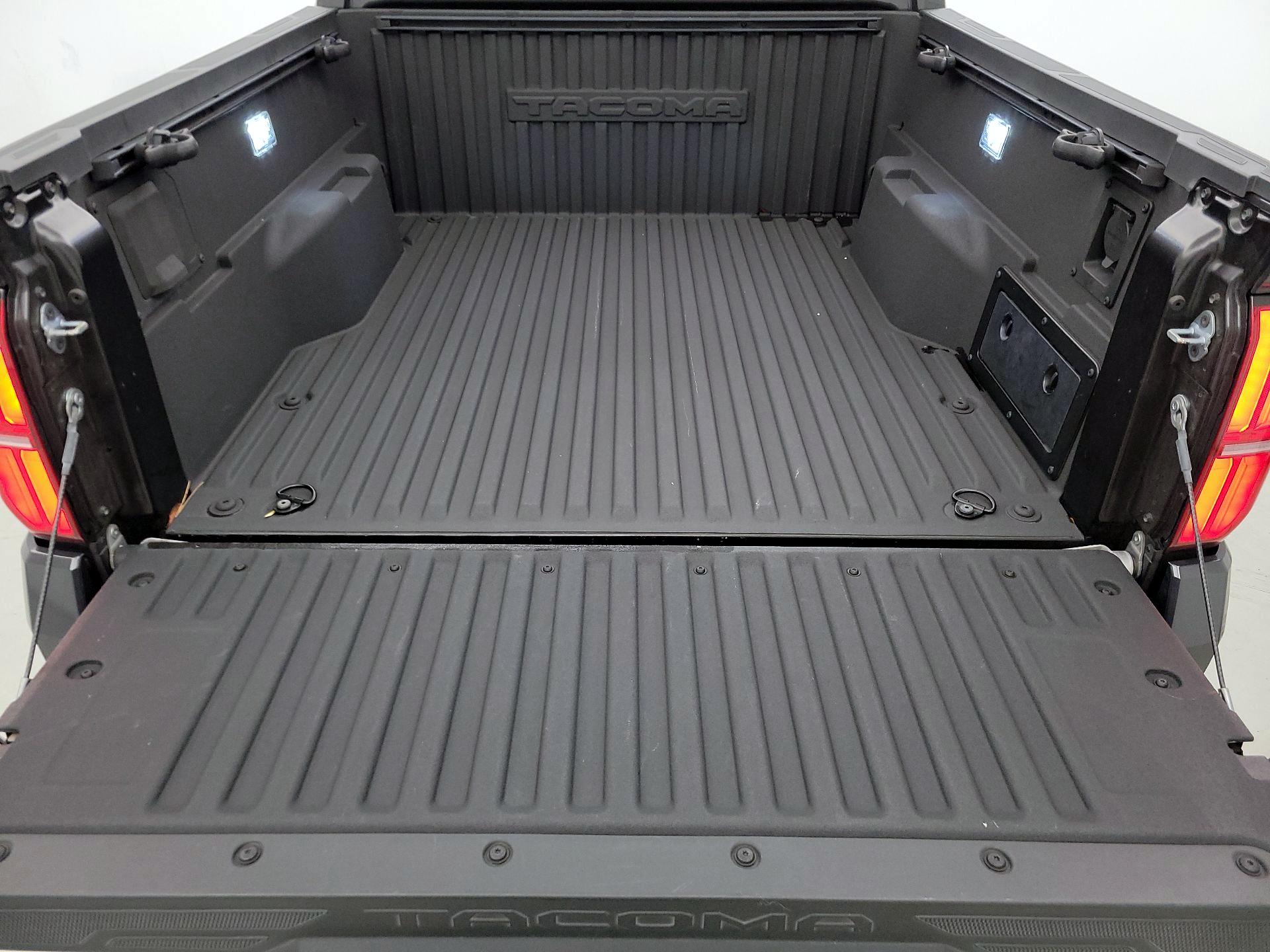 Thumbnail: 2024 Toyota Tacoma - 20