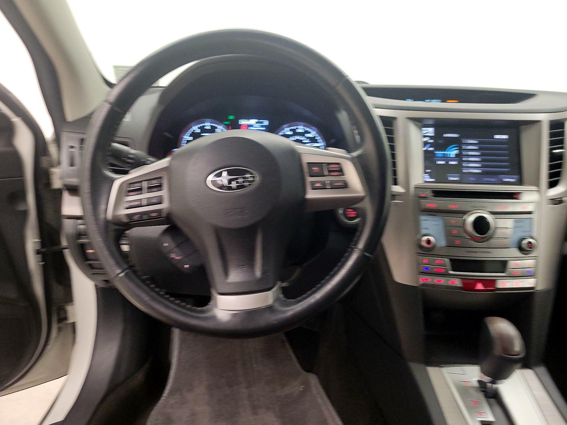 Thumbnail: 2014 Subaru Outback - 10