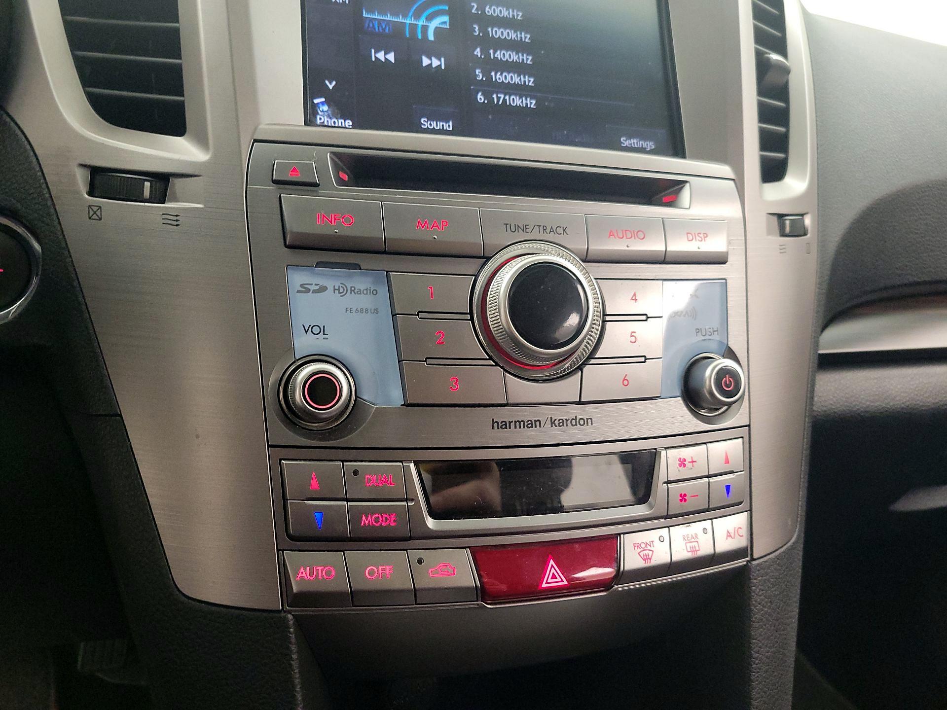 Thumbnail: 2014 Subaru Outback - 16