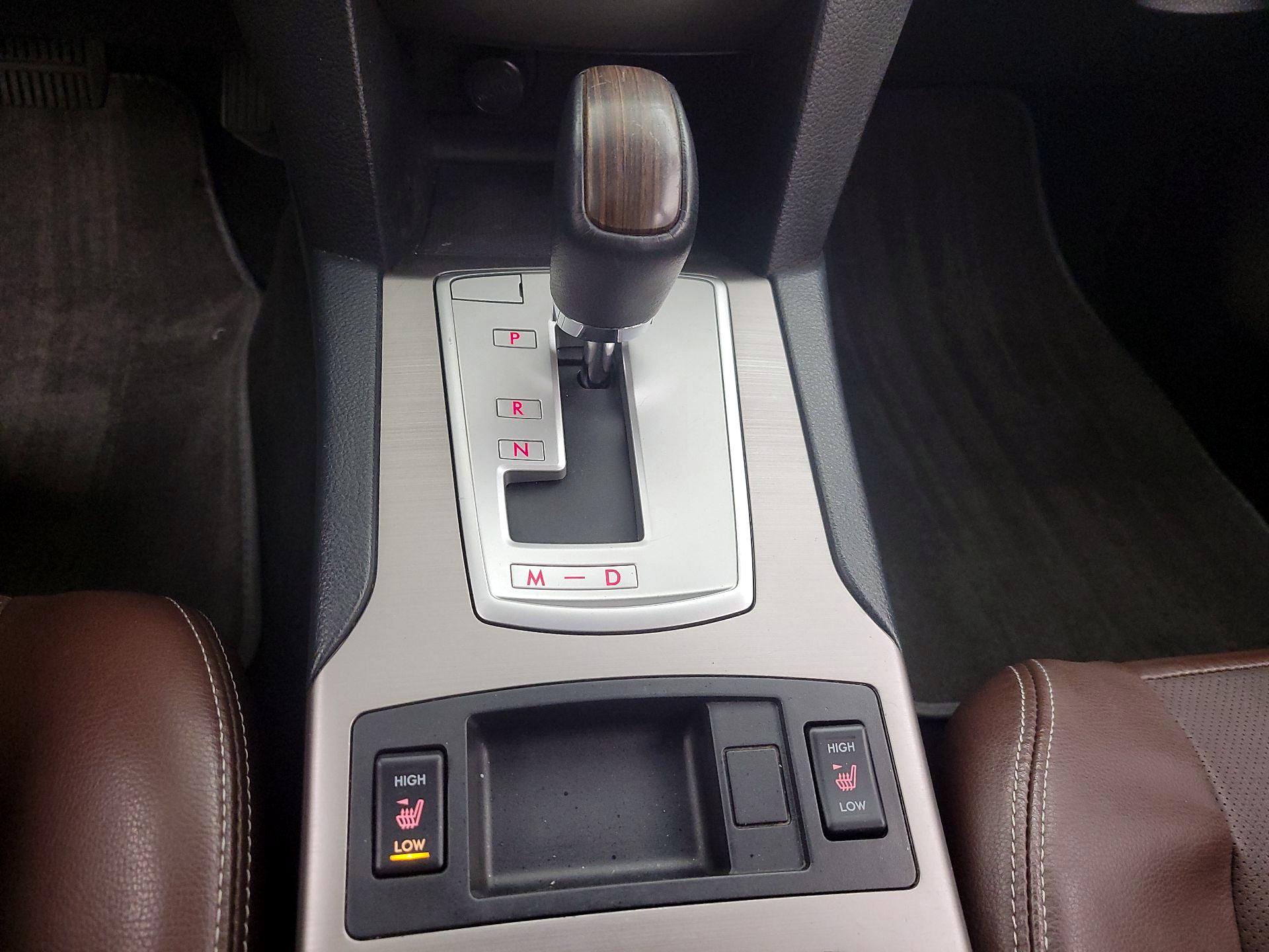 Thumbnail: 2014 Subaru Outback - 17