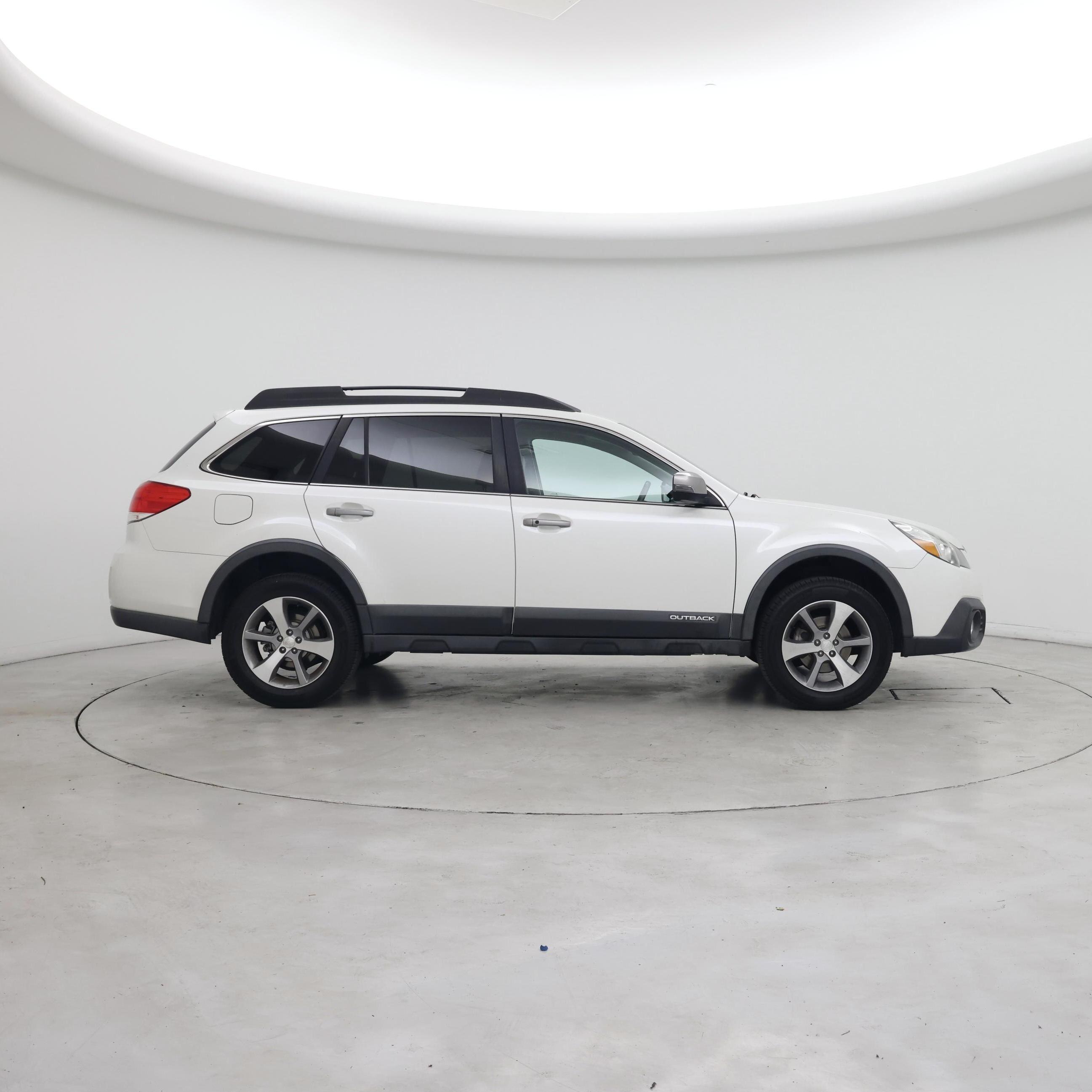 Thumbnail: 2014 Subaru Outback - 7