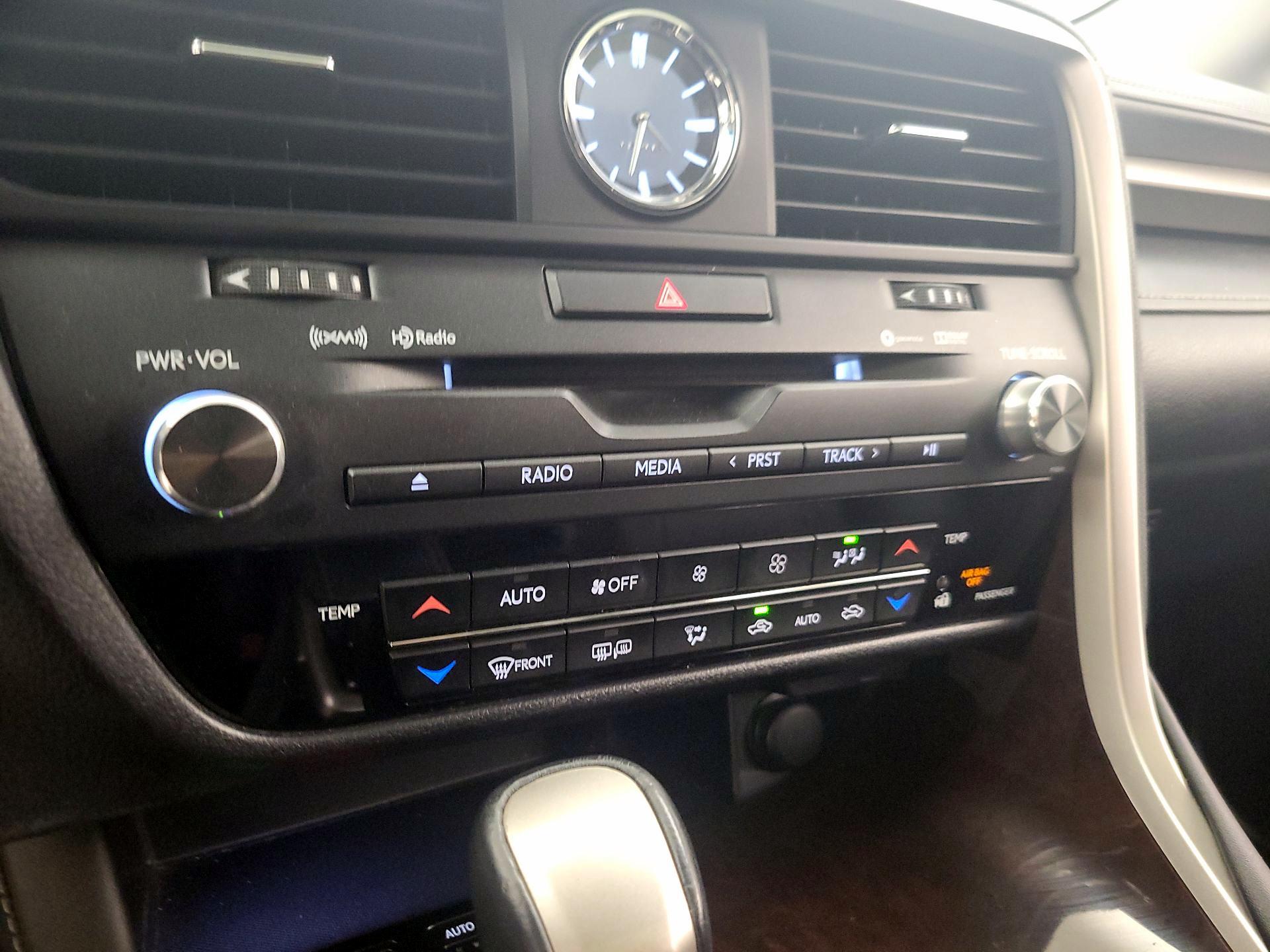 Thumbnail: 2016 Lexus RX - 17