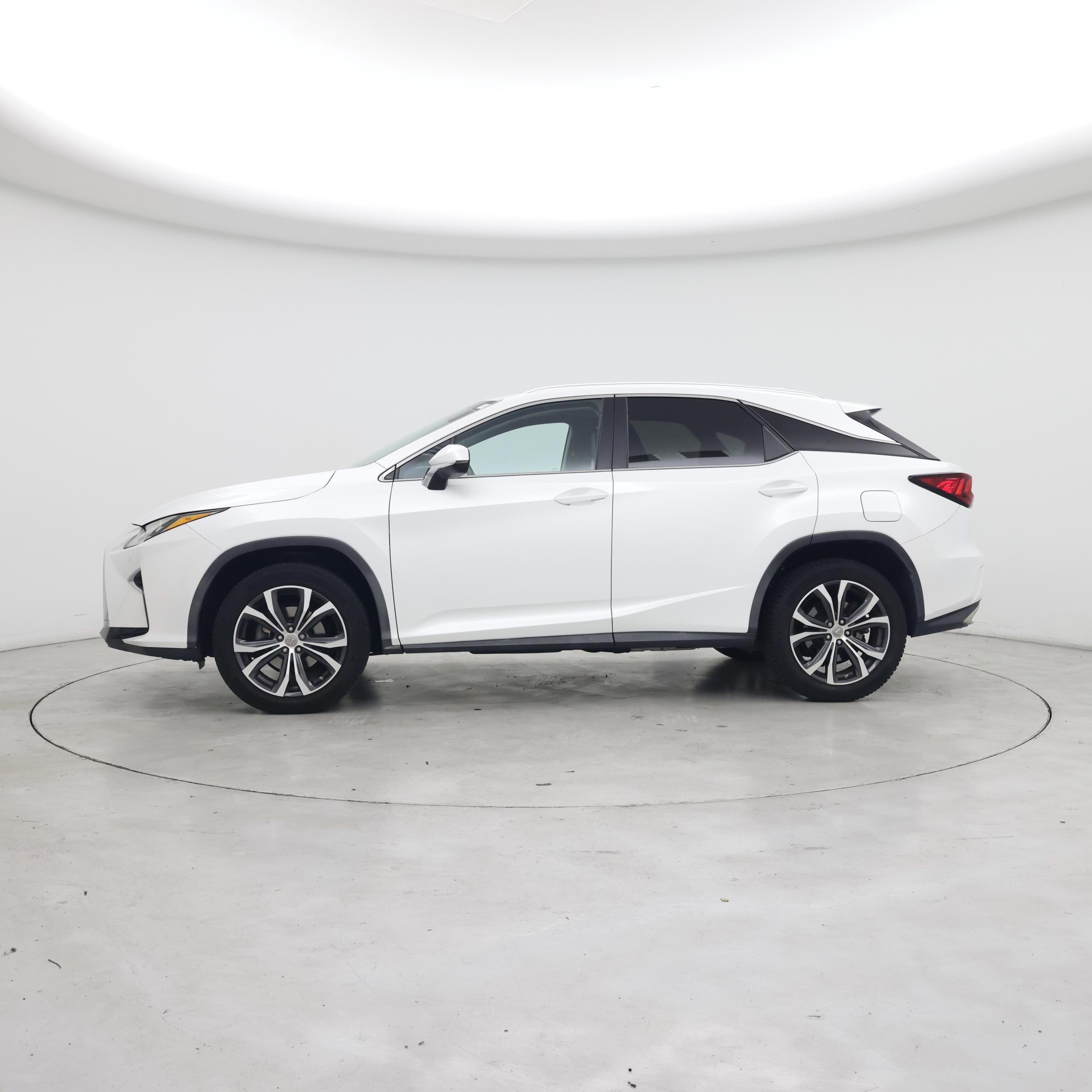 Thumbnail: 2016 Lexus RX - 3
