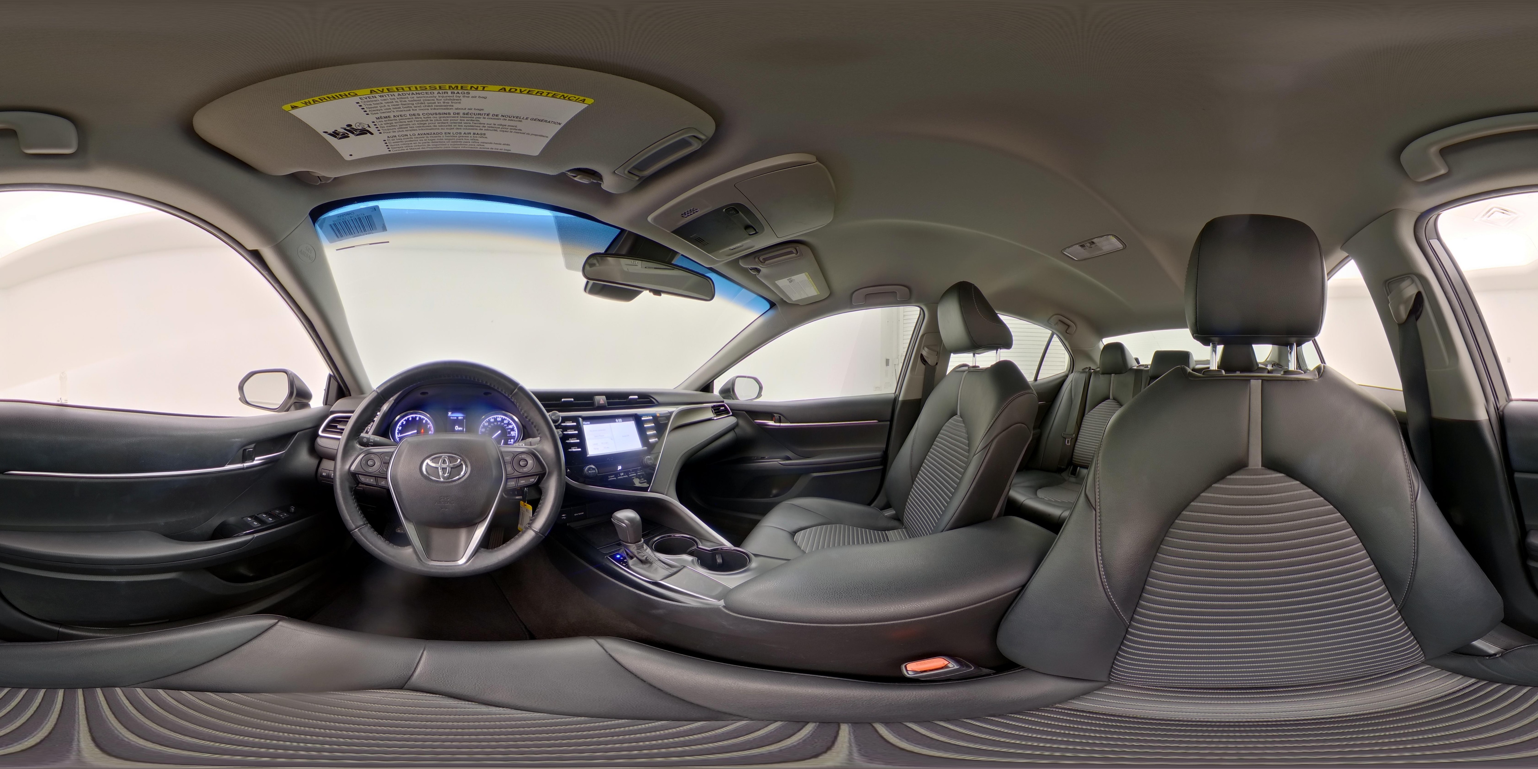 2018 Toyota Camry SE - Photo 26