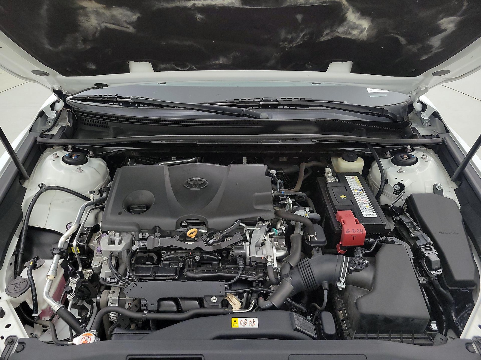 2018 Toyota Camry SE - Photo 22