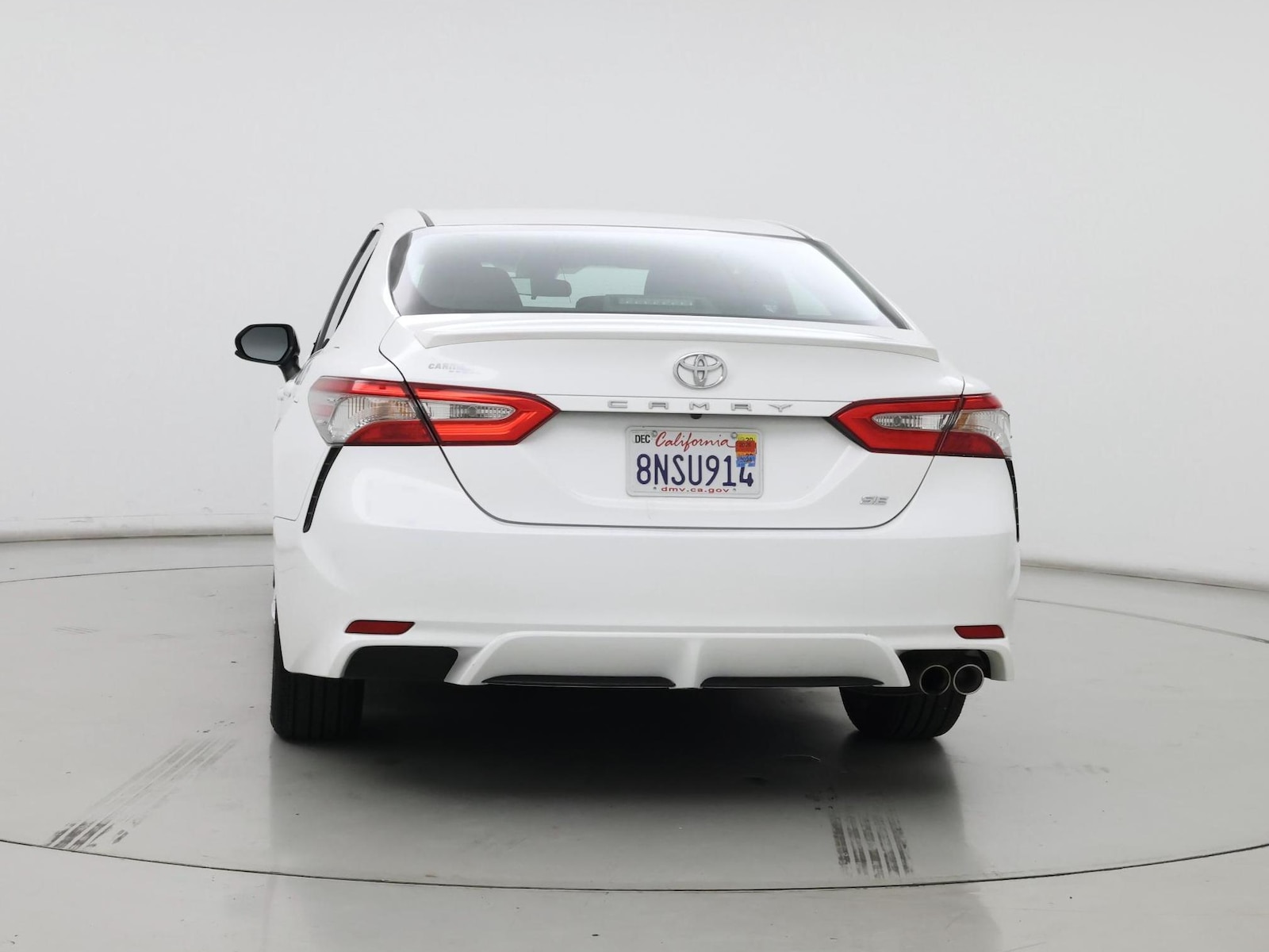 2018 Toyota Camry SE - Photo 7
