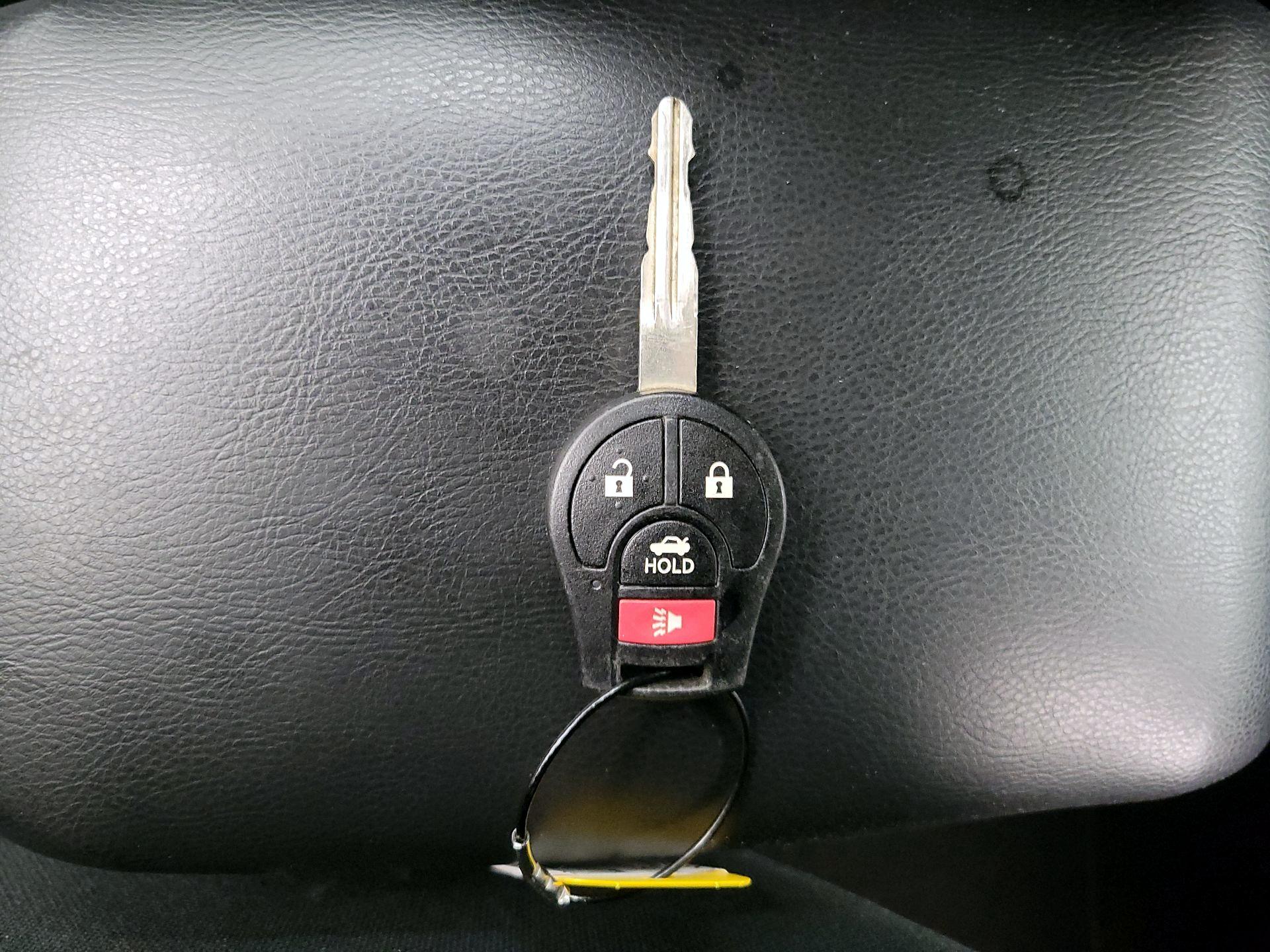 Thumbnail: 2014 Nissan Sentra - 20