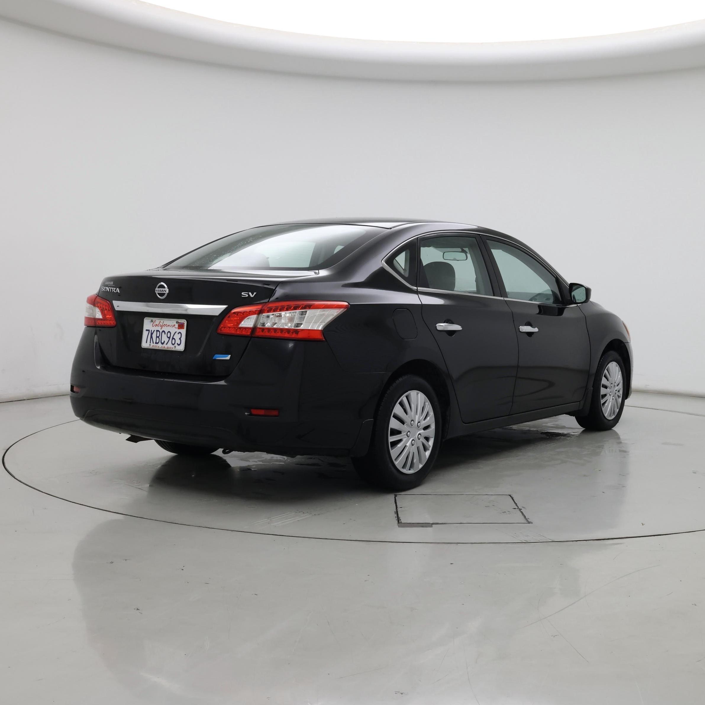 Thumbnail: 2014 Nissan Sentra - 8