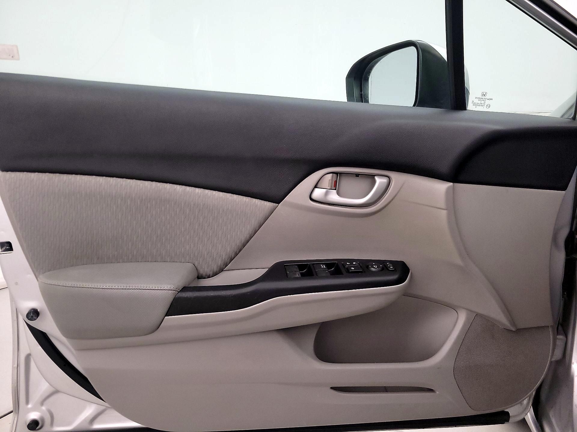 Thumbnail: 2015 Honda Civic - 12