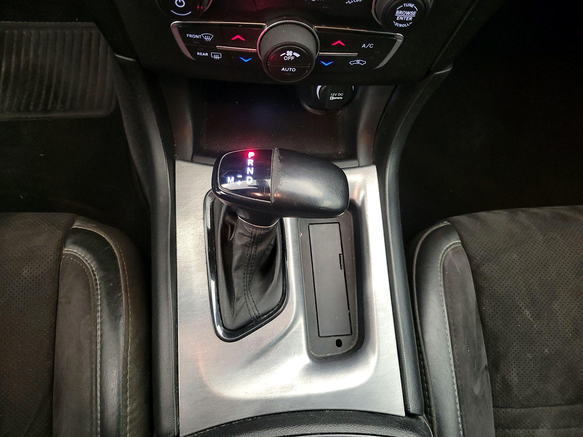 Thumbnail: 2019 Dodge Charger - 17