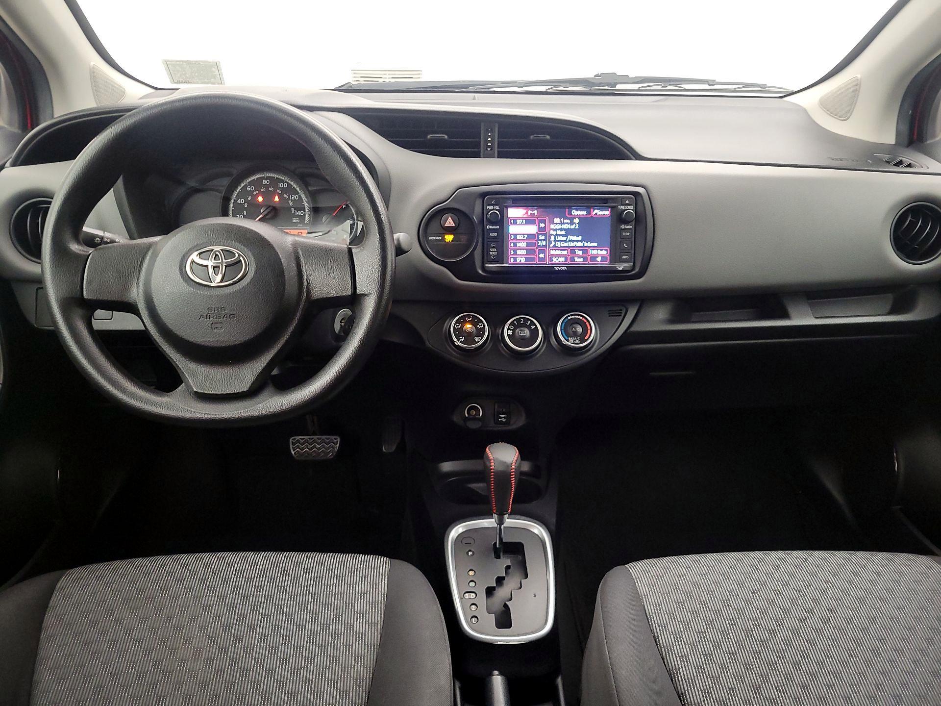 Thumbnail: 2015 Toyota Yaris - 9
