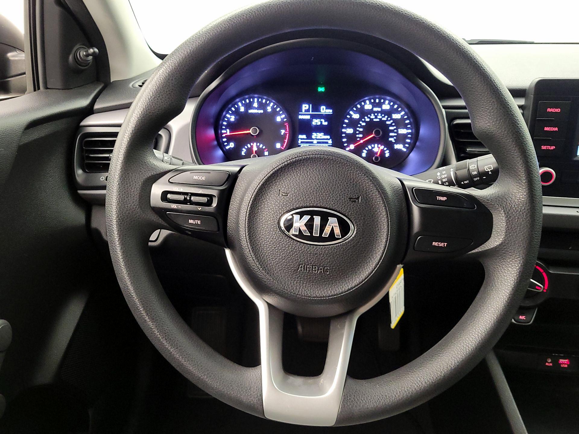 Thumbnail: 2018 Kia Rio5 - 10