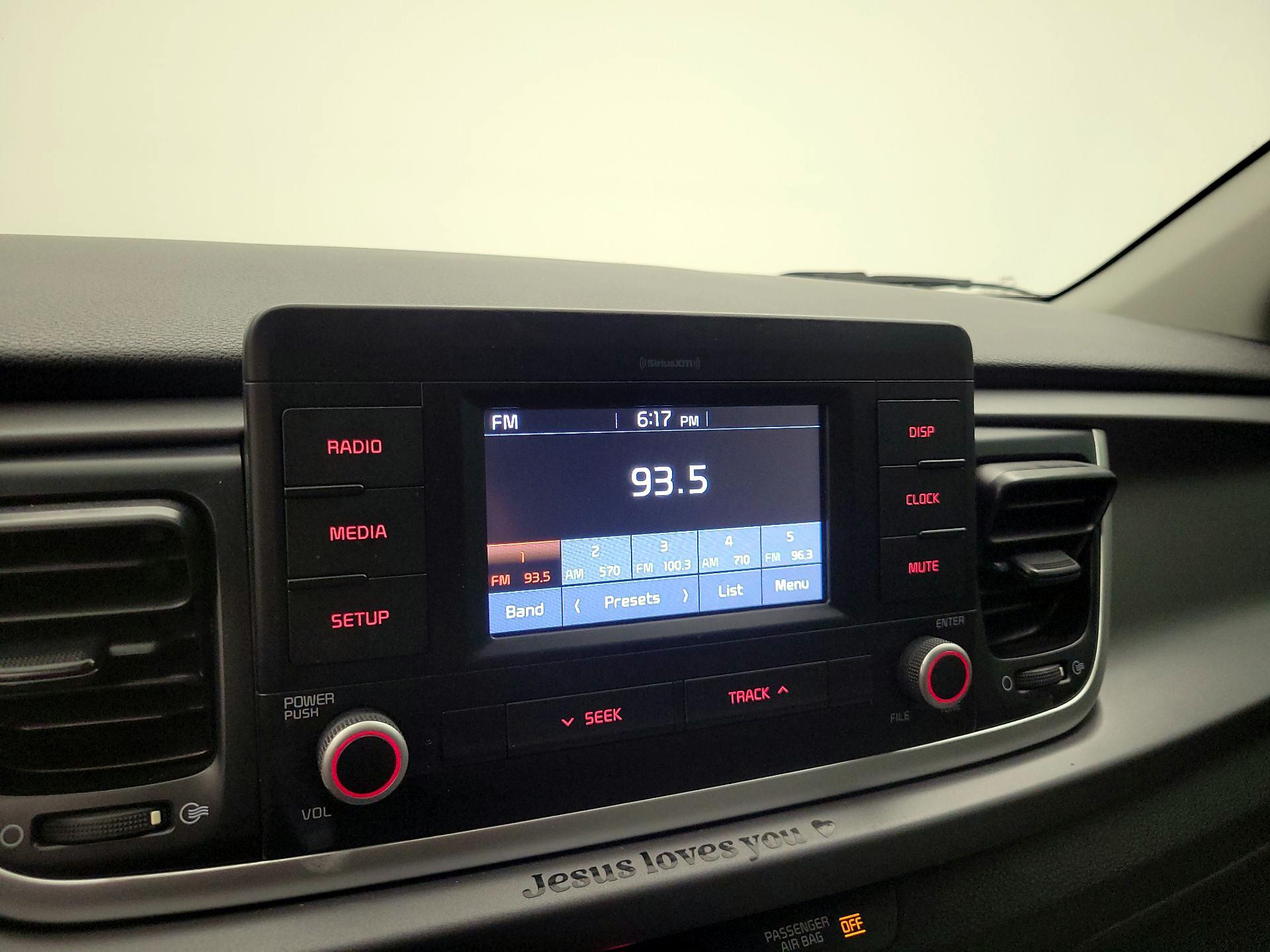 Thumbnail: 2018 Kia Rio5 - 14