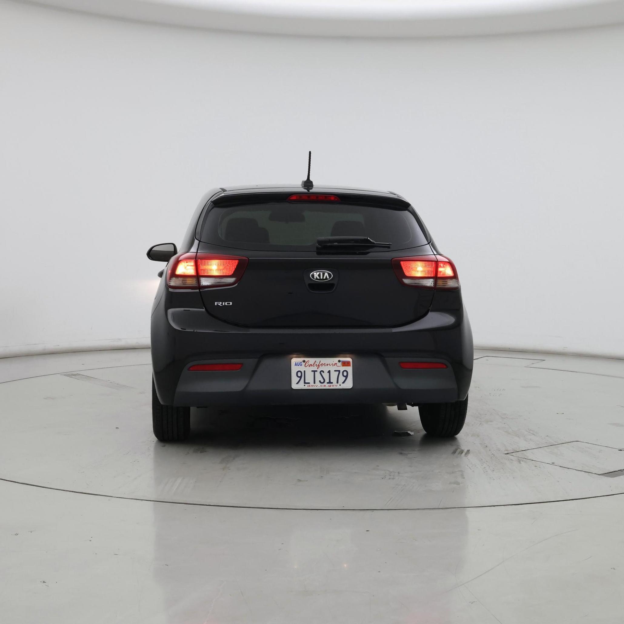 Thumbnail: 2018 Kia Rio5 - 6