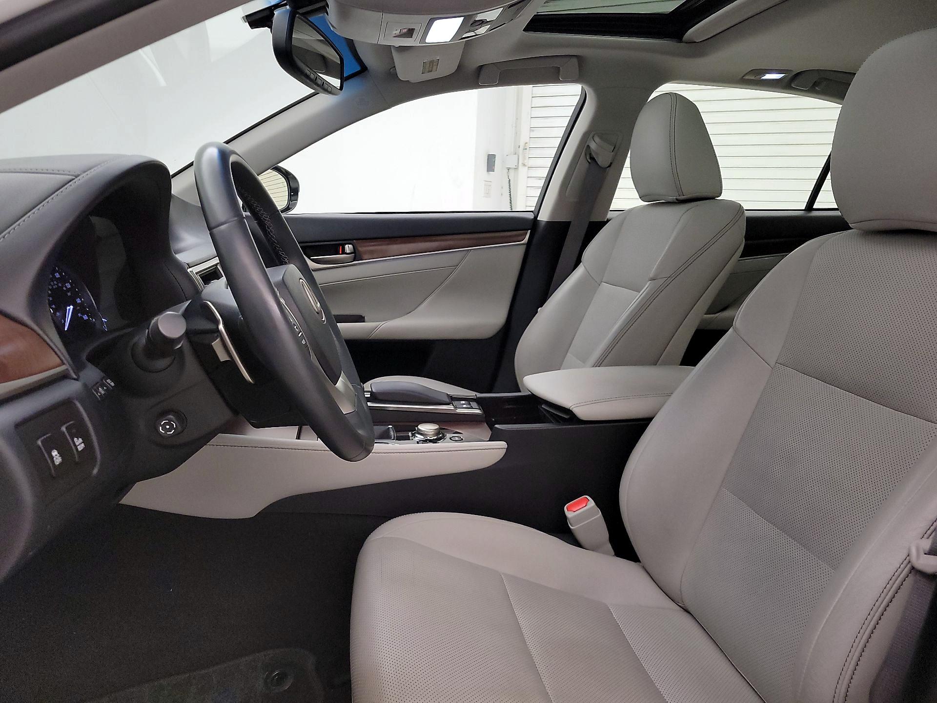 Thumbnail: 2015 Lexus GS - 11