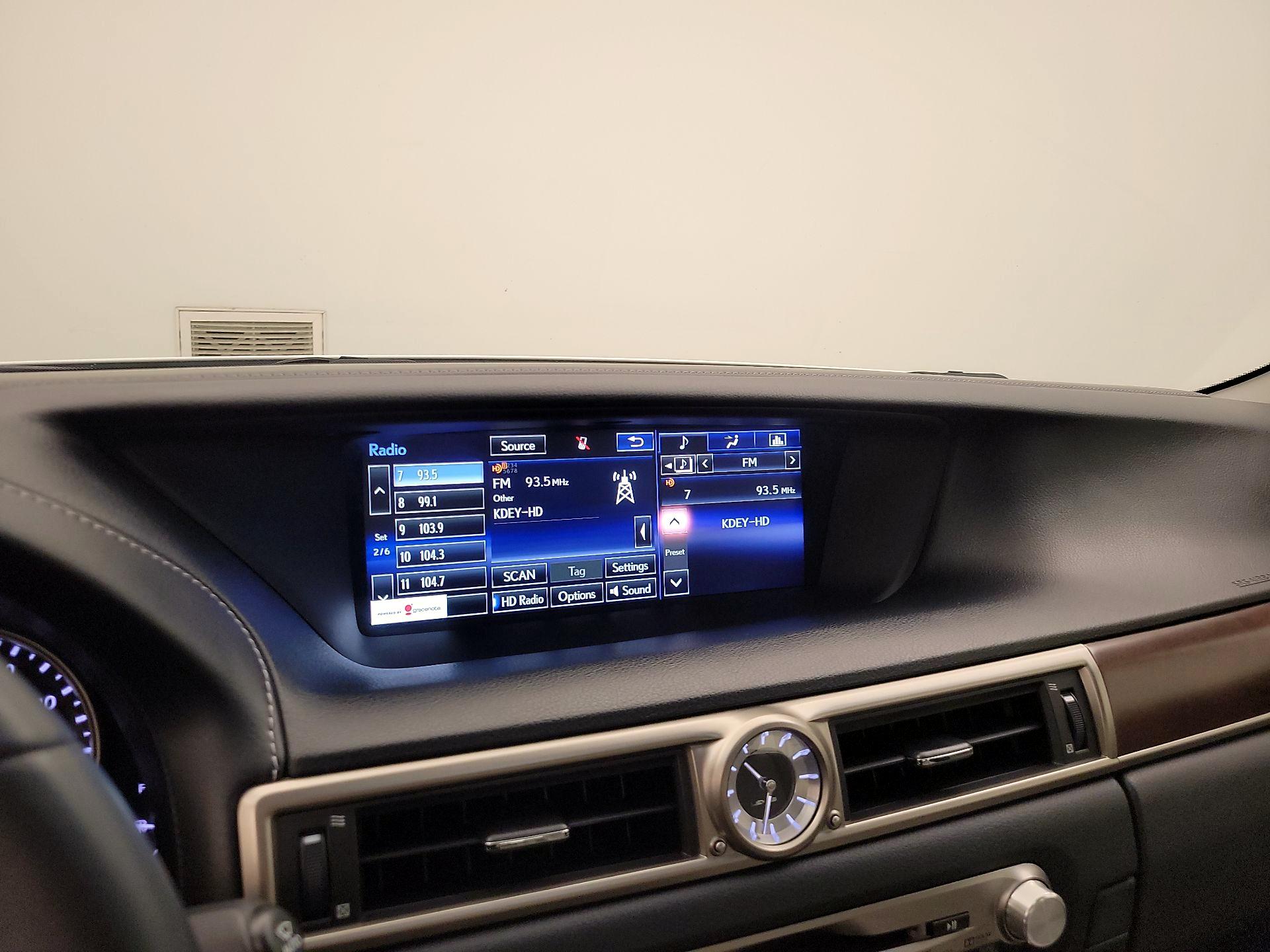 Thumbnail: 2015 Lexus GS - 16