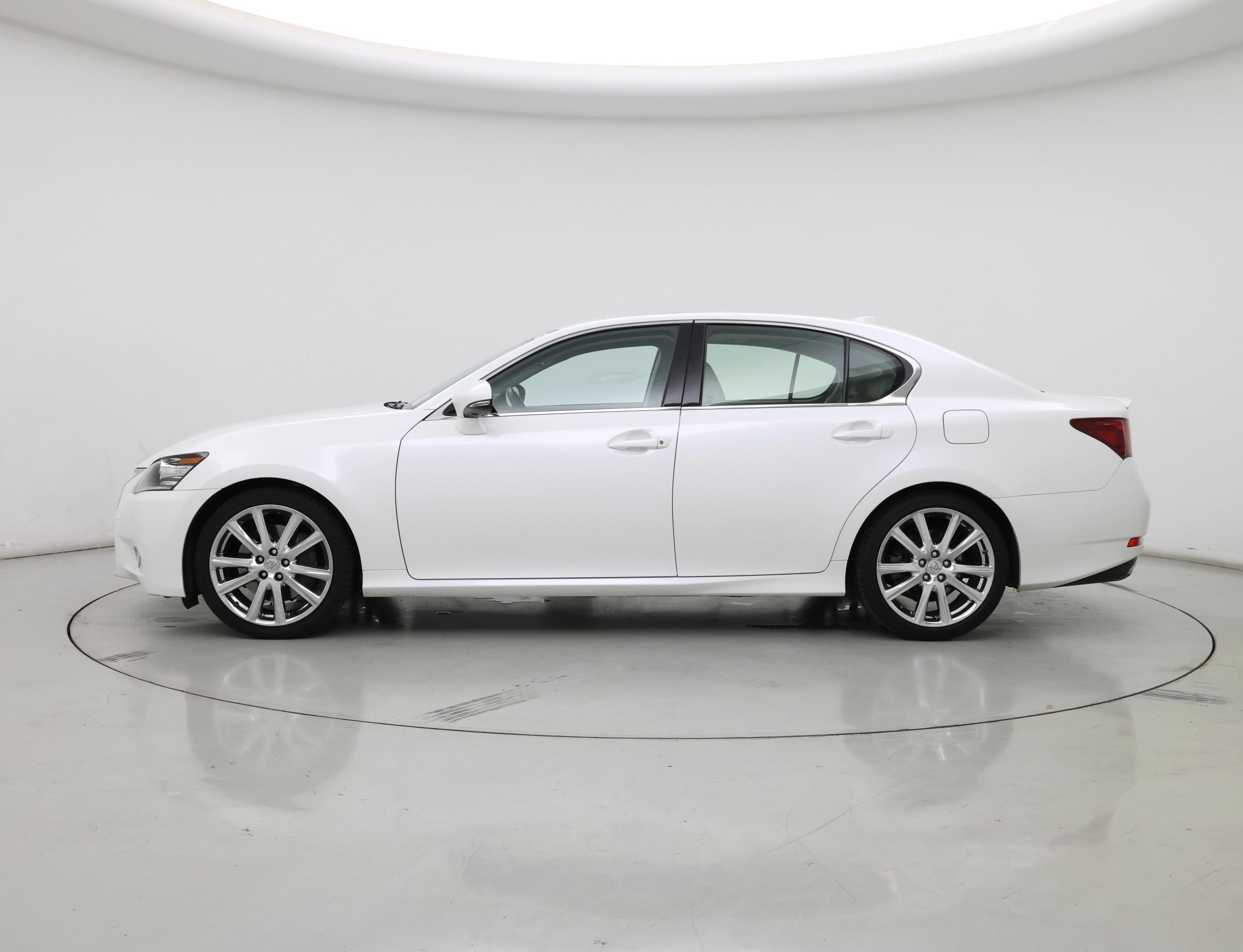 Thumbnail: 2015 Lexus GS - 3