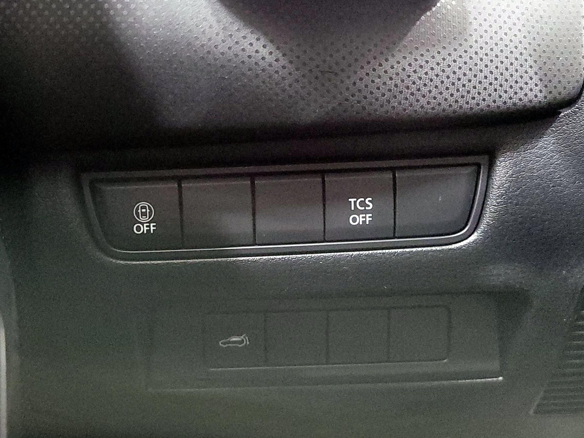 Thumbnail: 2025 Mazda CX-50 - 13