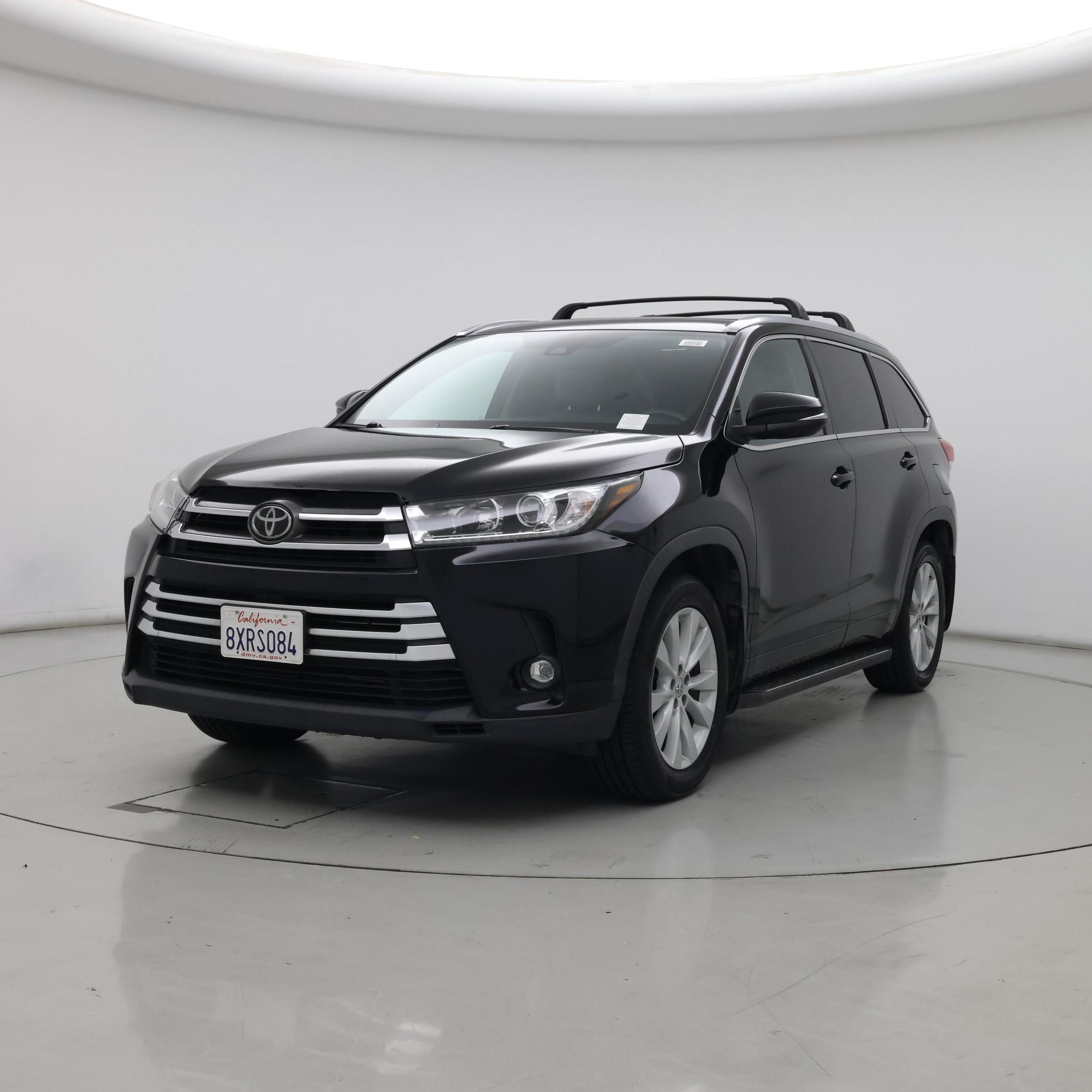 Thumbnail: 2019 Toyota Highlander - 4
