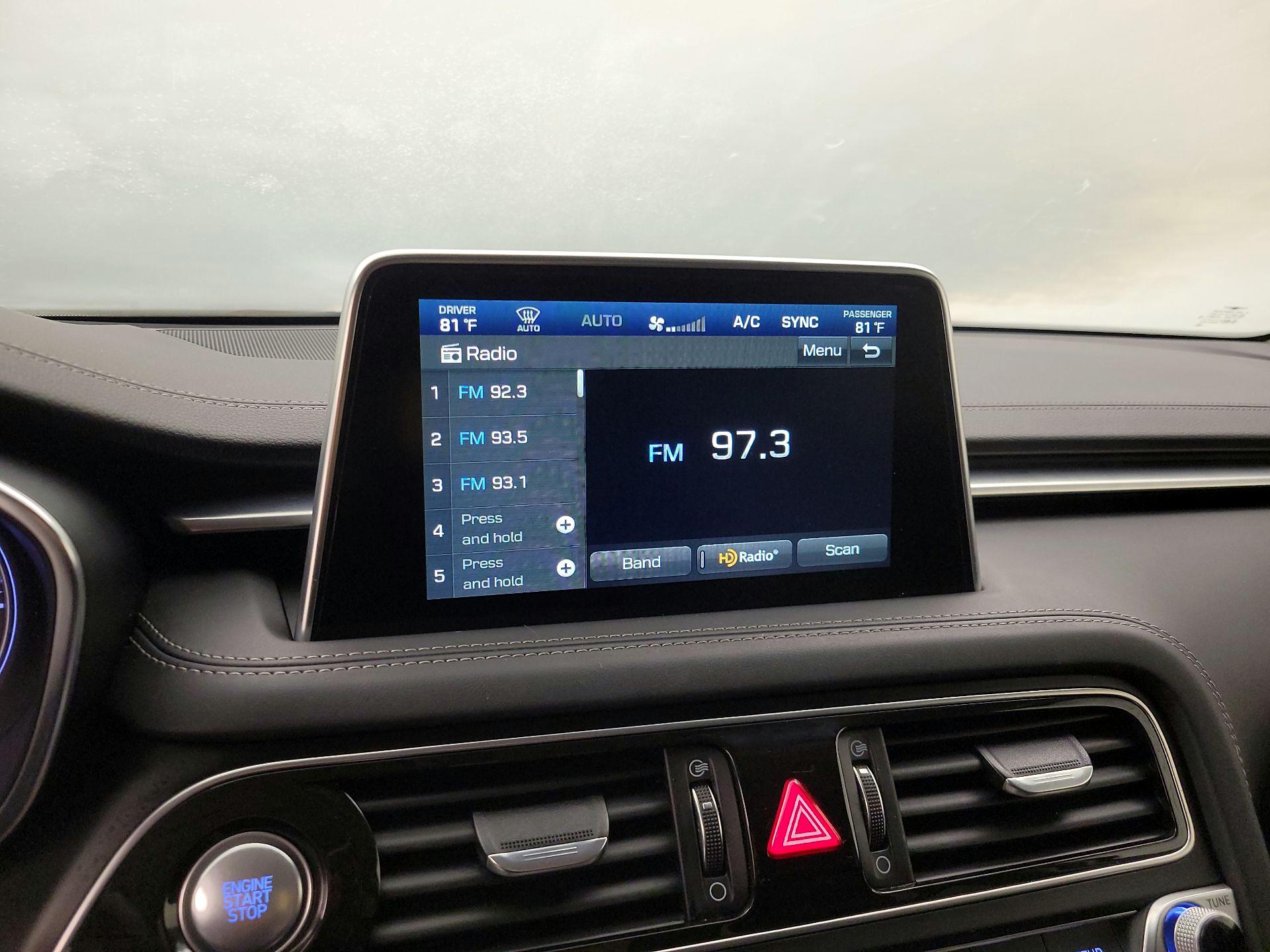 Thumbnail: 2021 Genesis G70 - 15