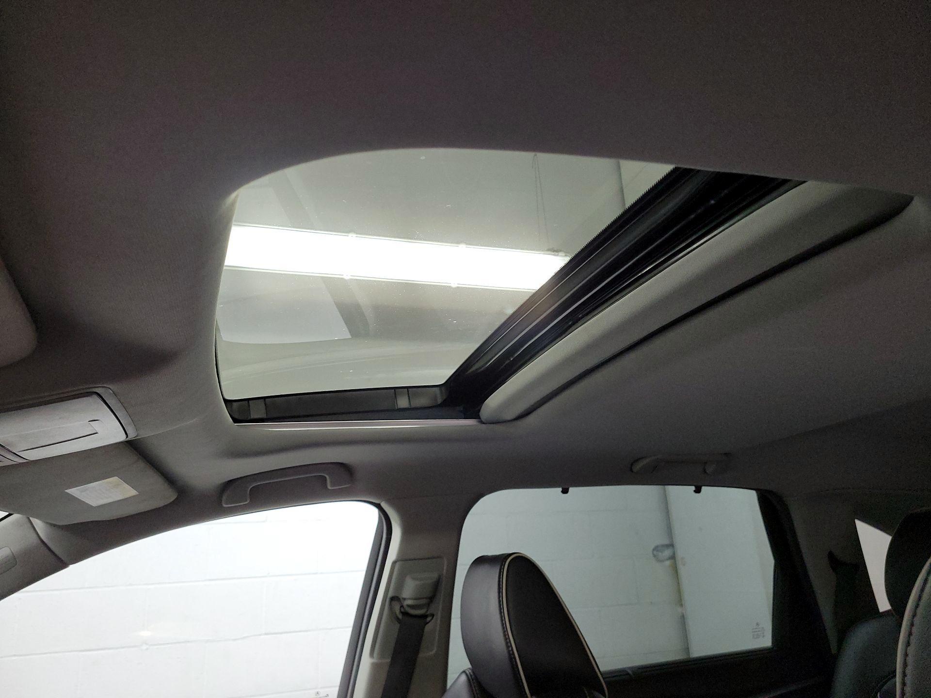 Thumbnail: 2020 Acura MDX - 20