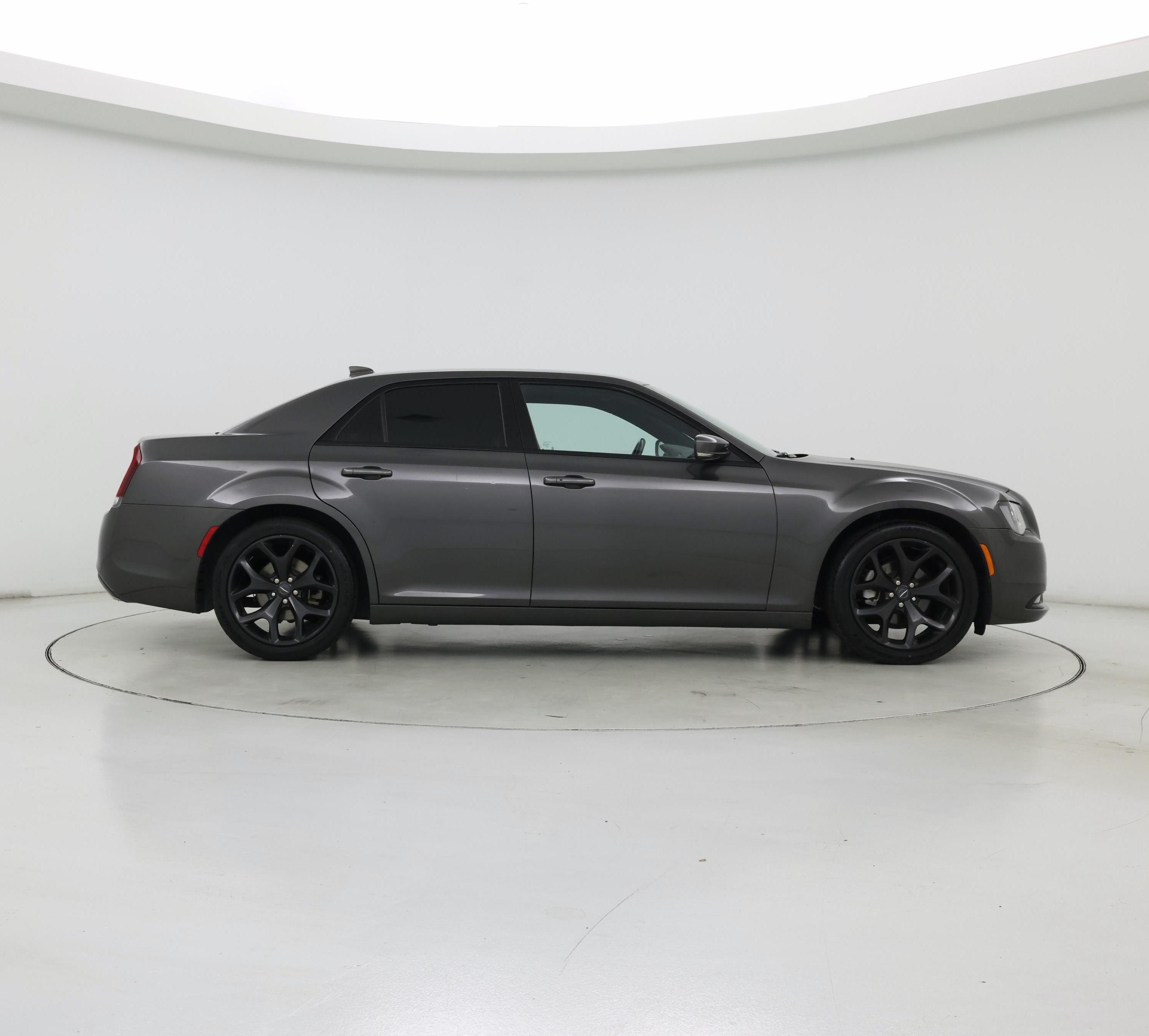 Thumbnail: 2021 Chrysler 300 - 7