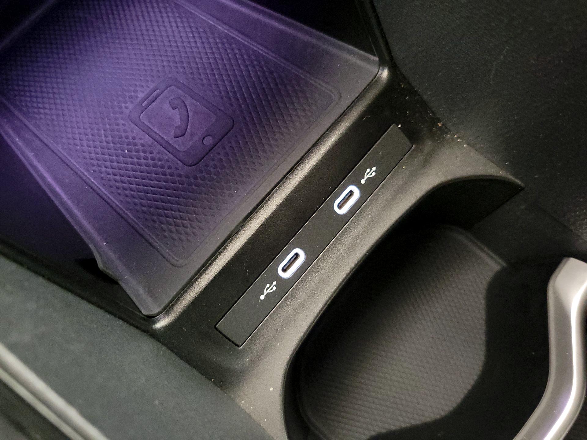 Thumbnail: 2022 Volkswagen ID.4 - 19