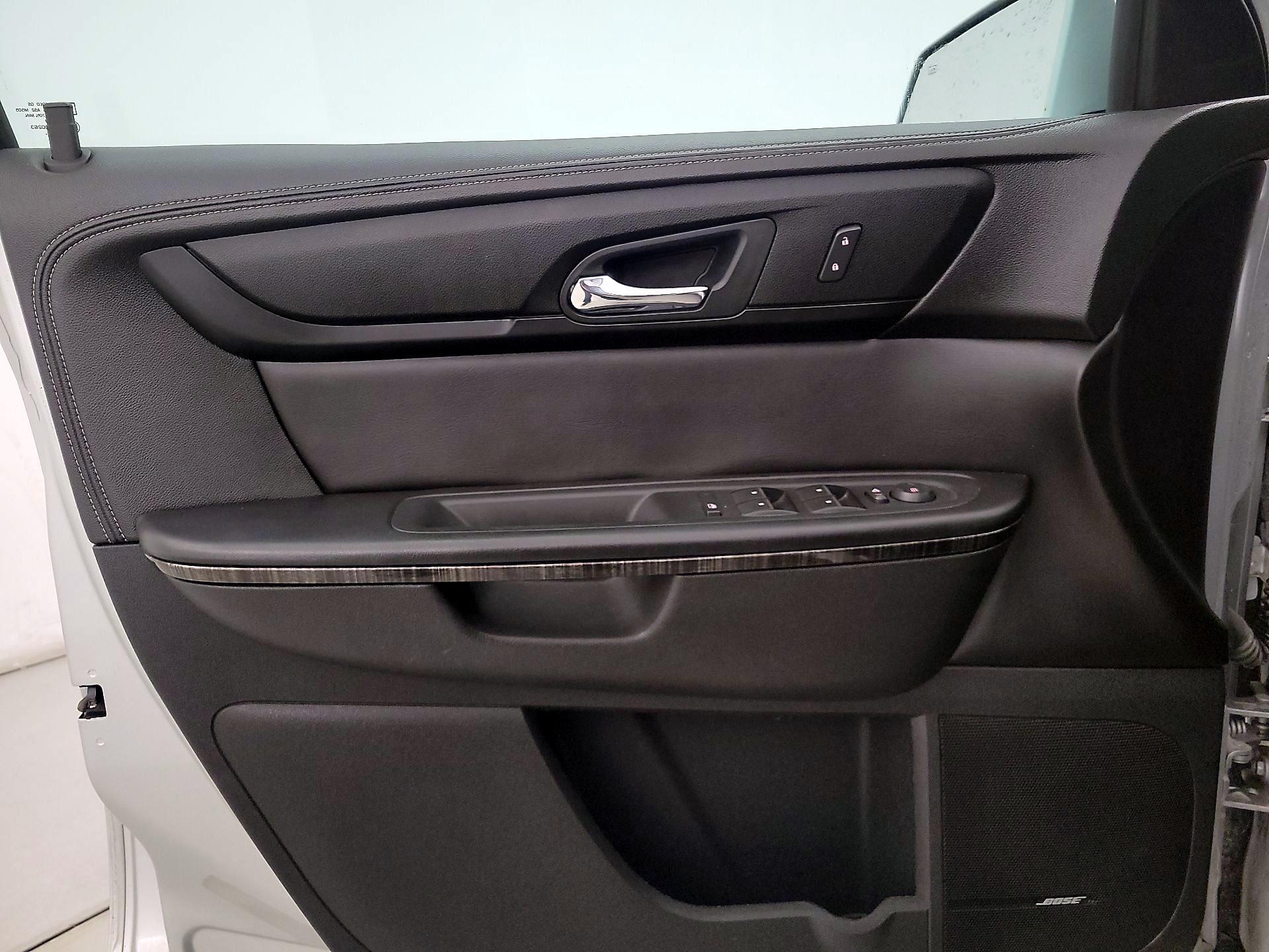 Thumbnail: 2016 GMC Acadia - 12