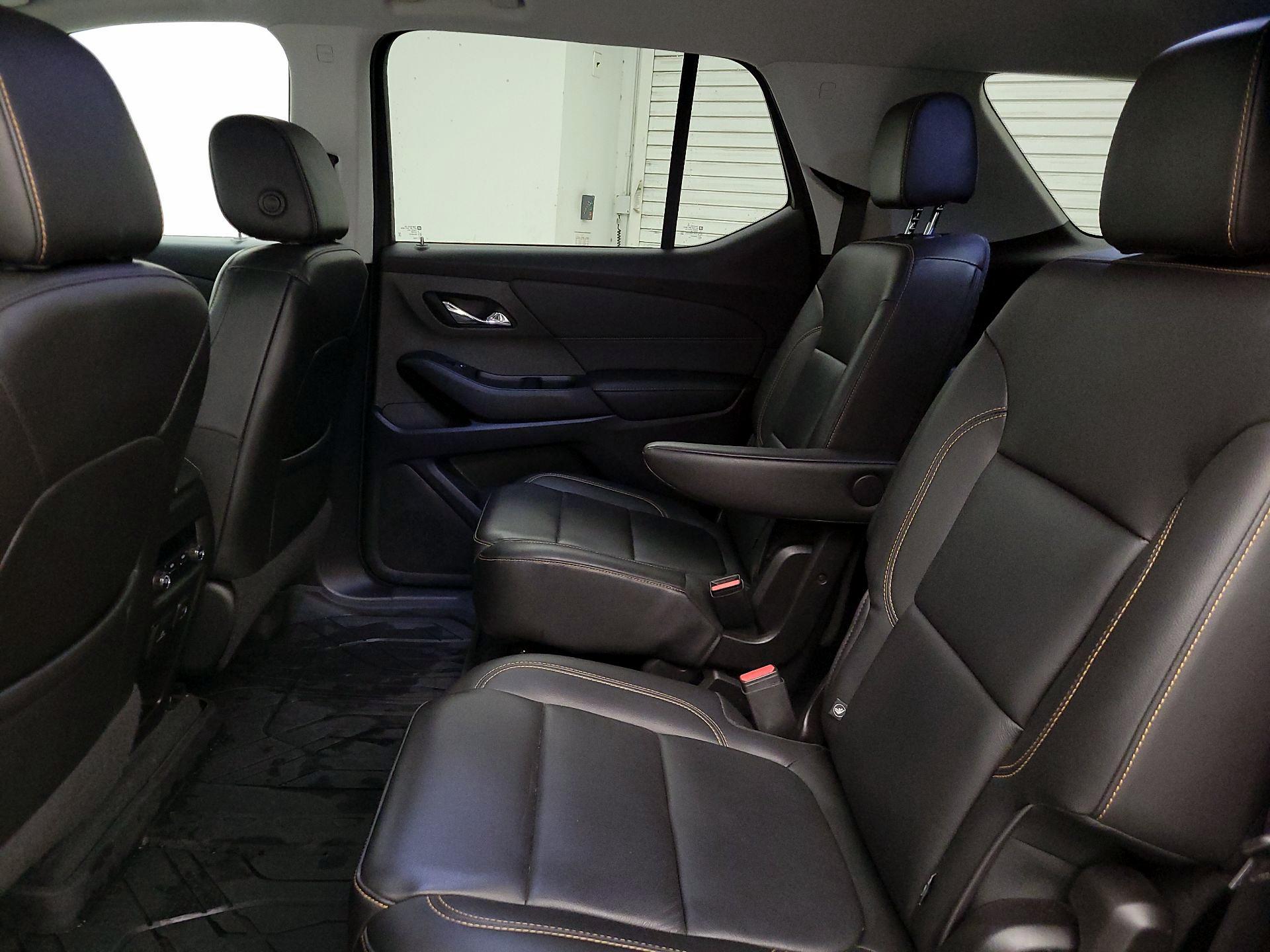 Thumbnail: 2021 Chevrolet Traverse - 19