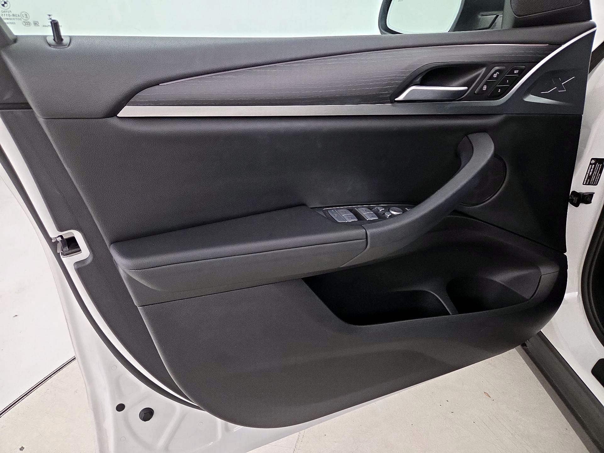 Thumbnail: 2023 BMW X3 - 12