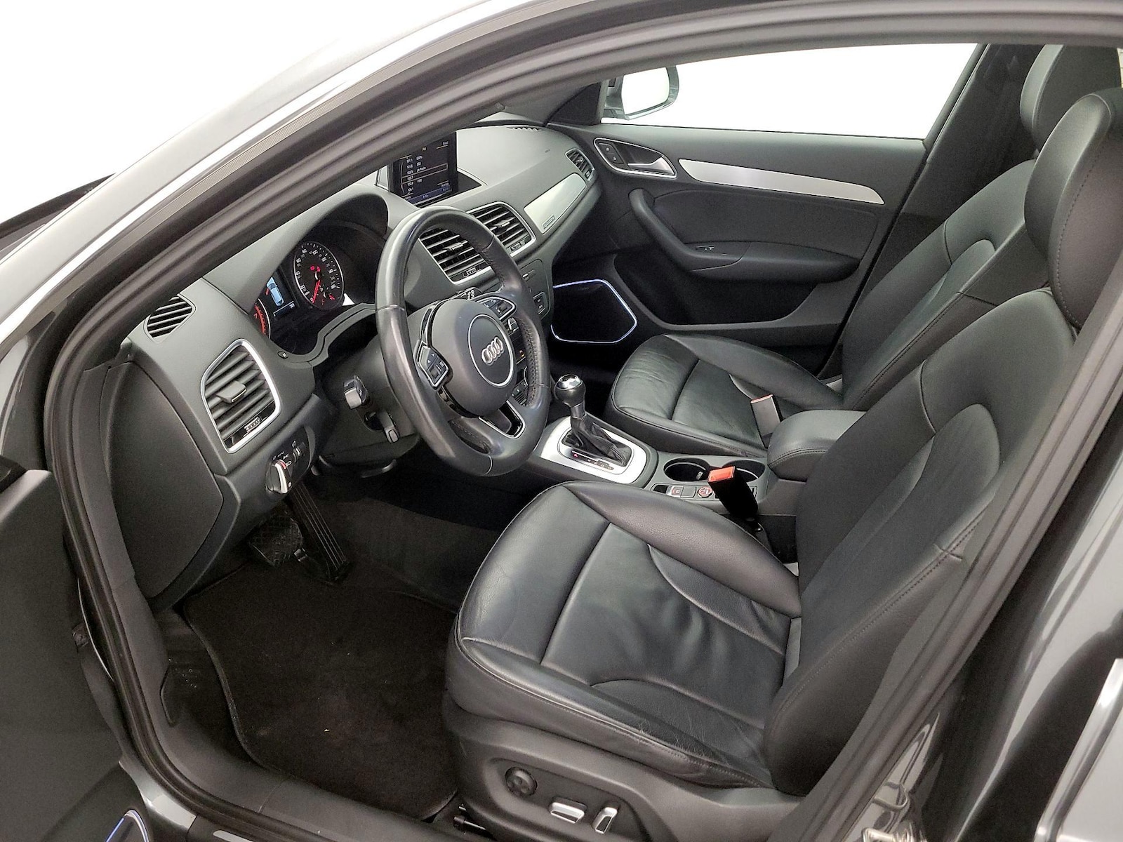 2018 Audi Q3 Premium Plus - Photo 12
